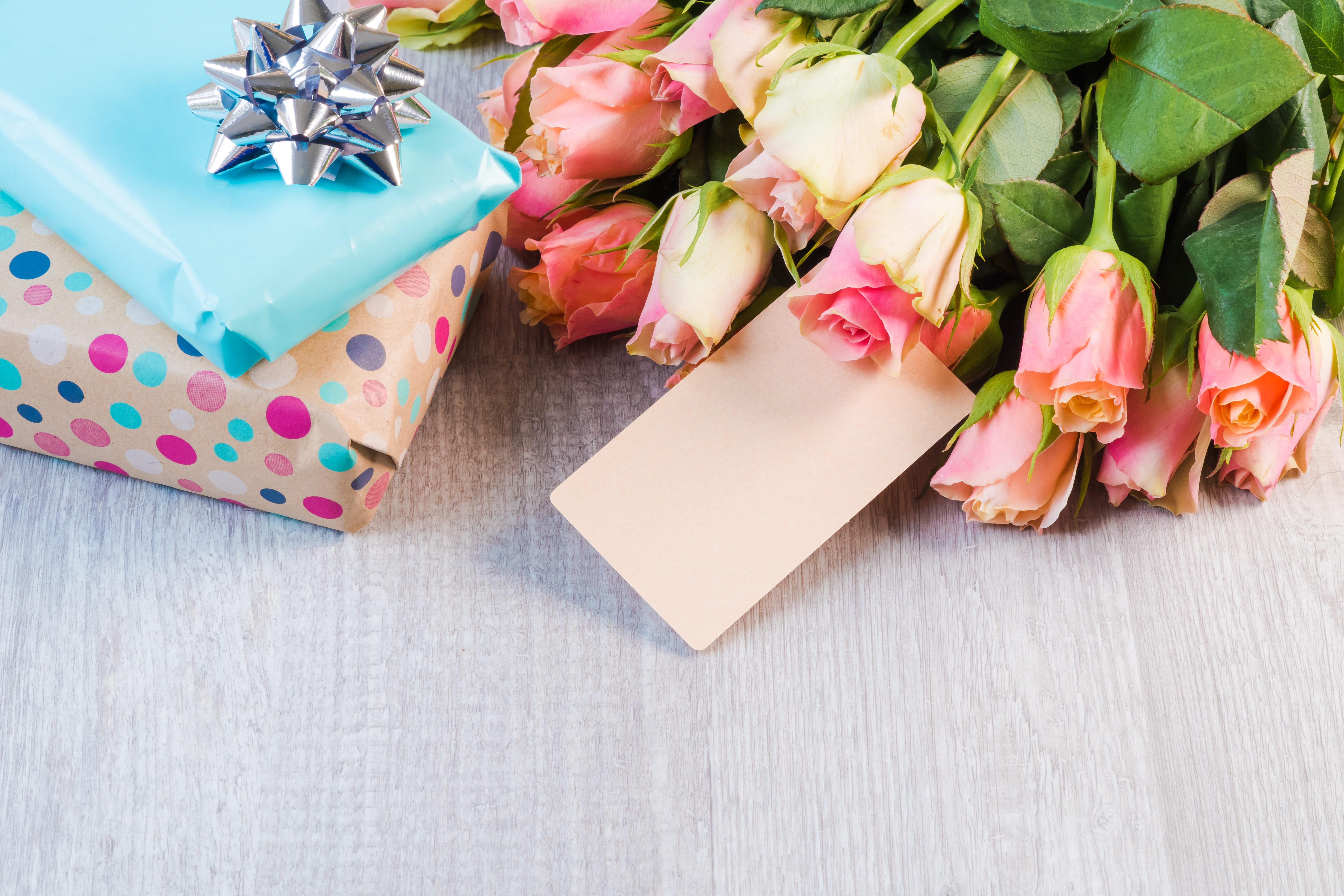 beauty in nature, indoors, tumblr, high angle view, flowers, thankfulness, flower, table, luck, ribbon, birthday, congratulate, congratulations, HD Wallpaper