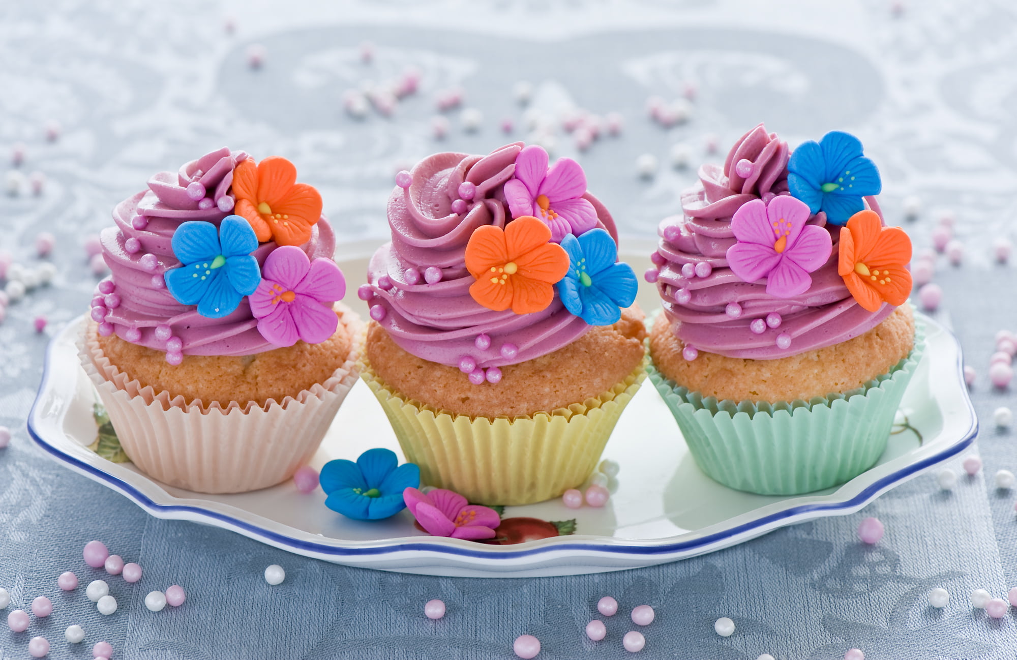 cake, cupcakes, dessert, floral, cupcake holder, decoration, Anna Verdina, day, flowers, table, close-up, sweet food, baked, color, temptation, no people, HD Wallpaper