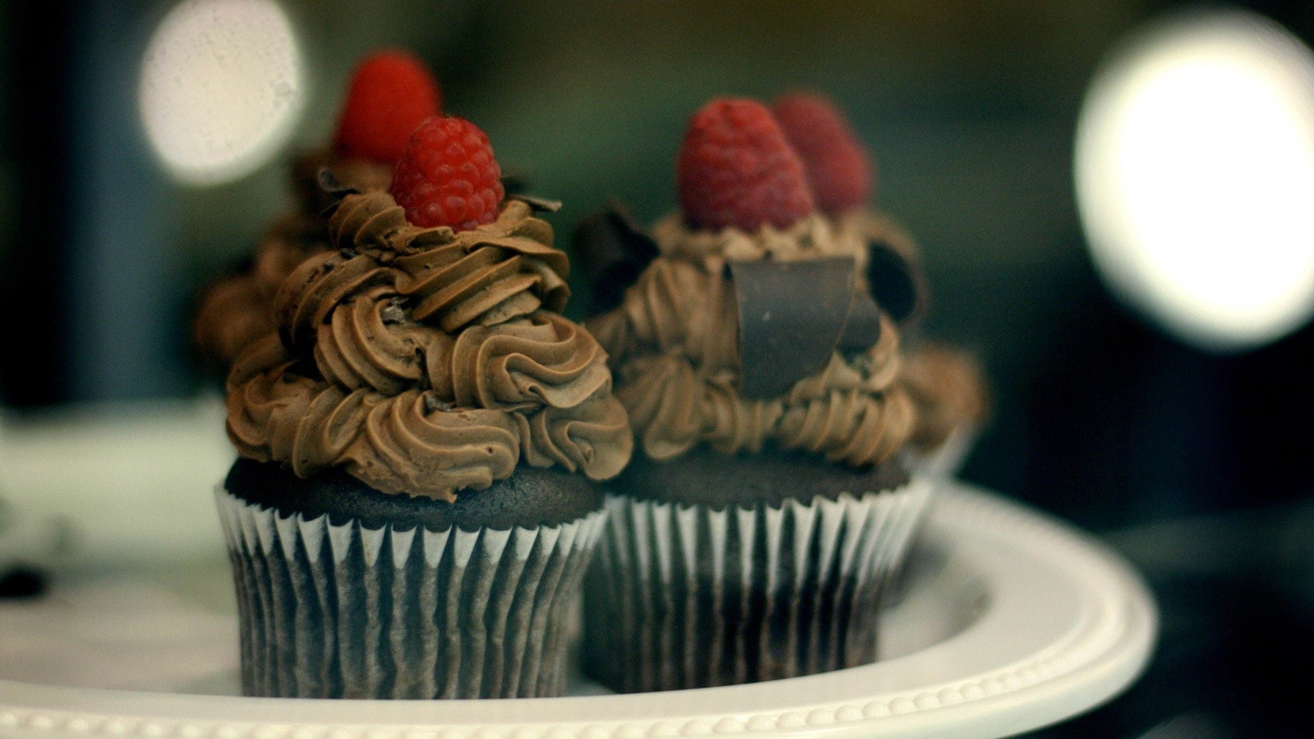 berries, fruit, food, sweets, 2K, cupcakes, HD Wallpaper