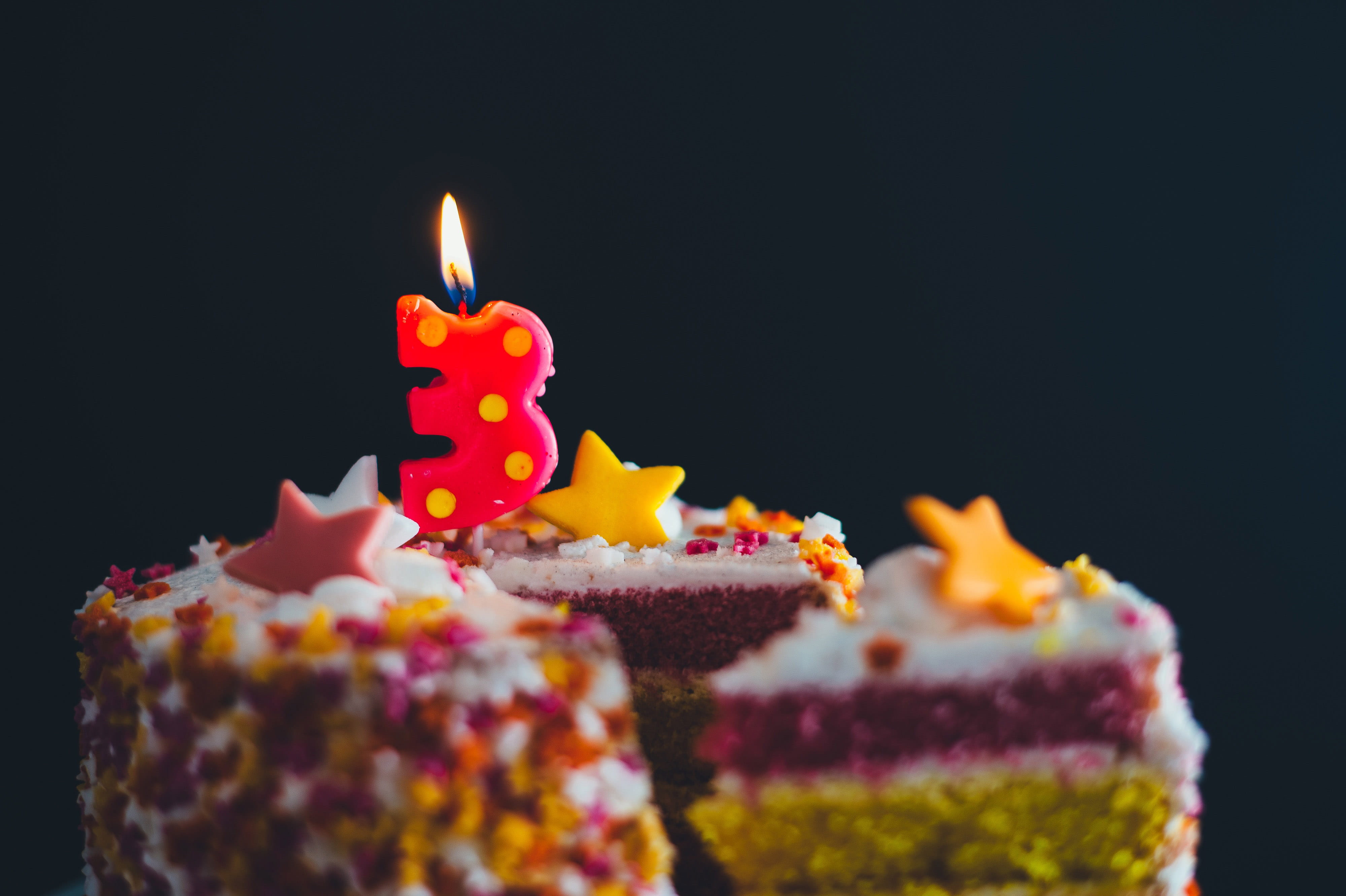 food and drink, temptation, decoration, indulgence, cake, anniversary, fire, birthday, happy birthday images, cupcake, baked, celebration, event, sweet Food, HD Wallpaper