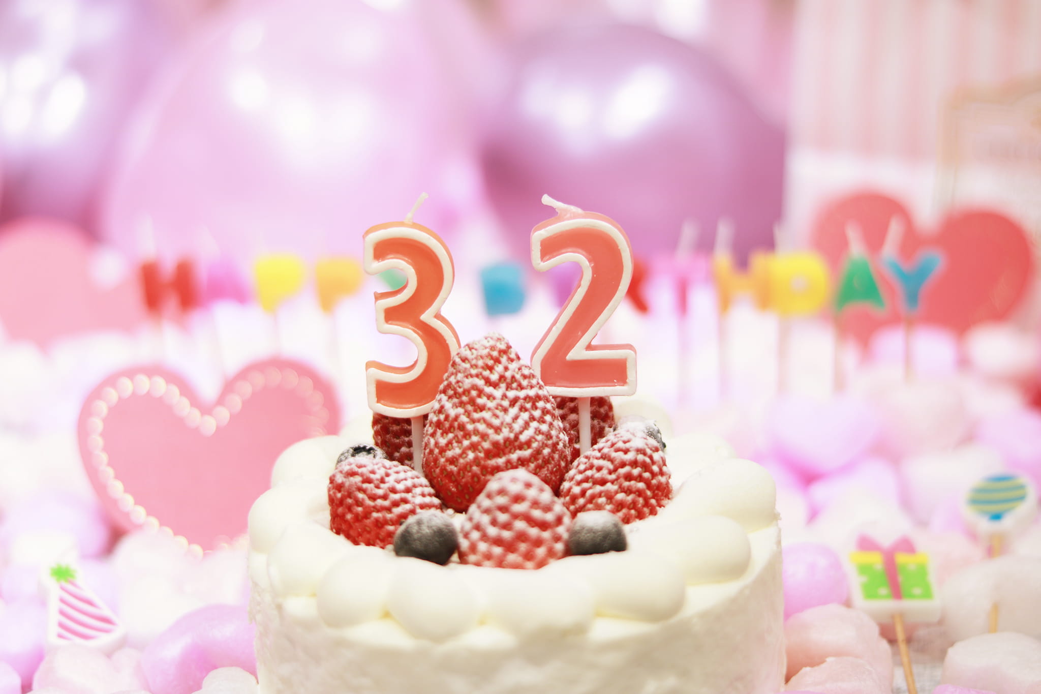 celebration event, food and drink, candle, birthday, dessert, baked, valentines day - holiday, sweet Food, cake, candy, anniversary, sweet, icing, positive emotion, HD Wallpaper