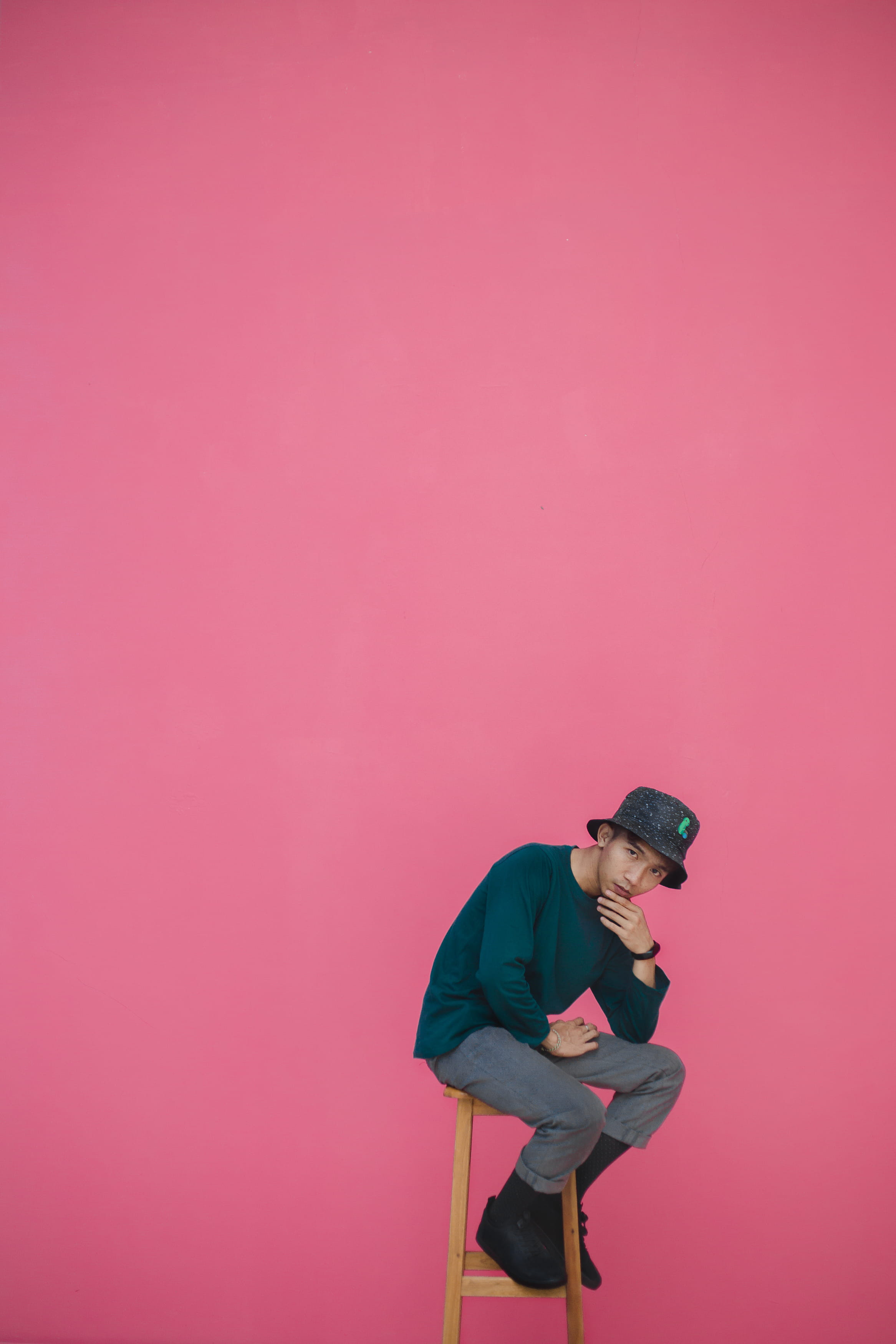 headwear, 2K, studio shot, full length, posture, male, good-looking, three quarter length, handsome, pants, fashionable, hat, man, facial expression, contemplation, Phone HD Wallpaper