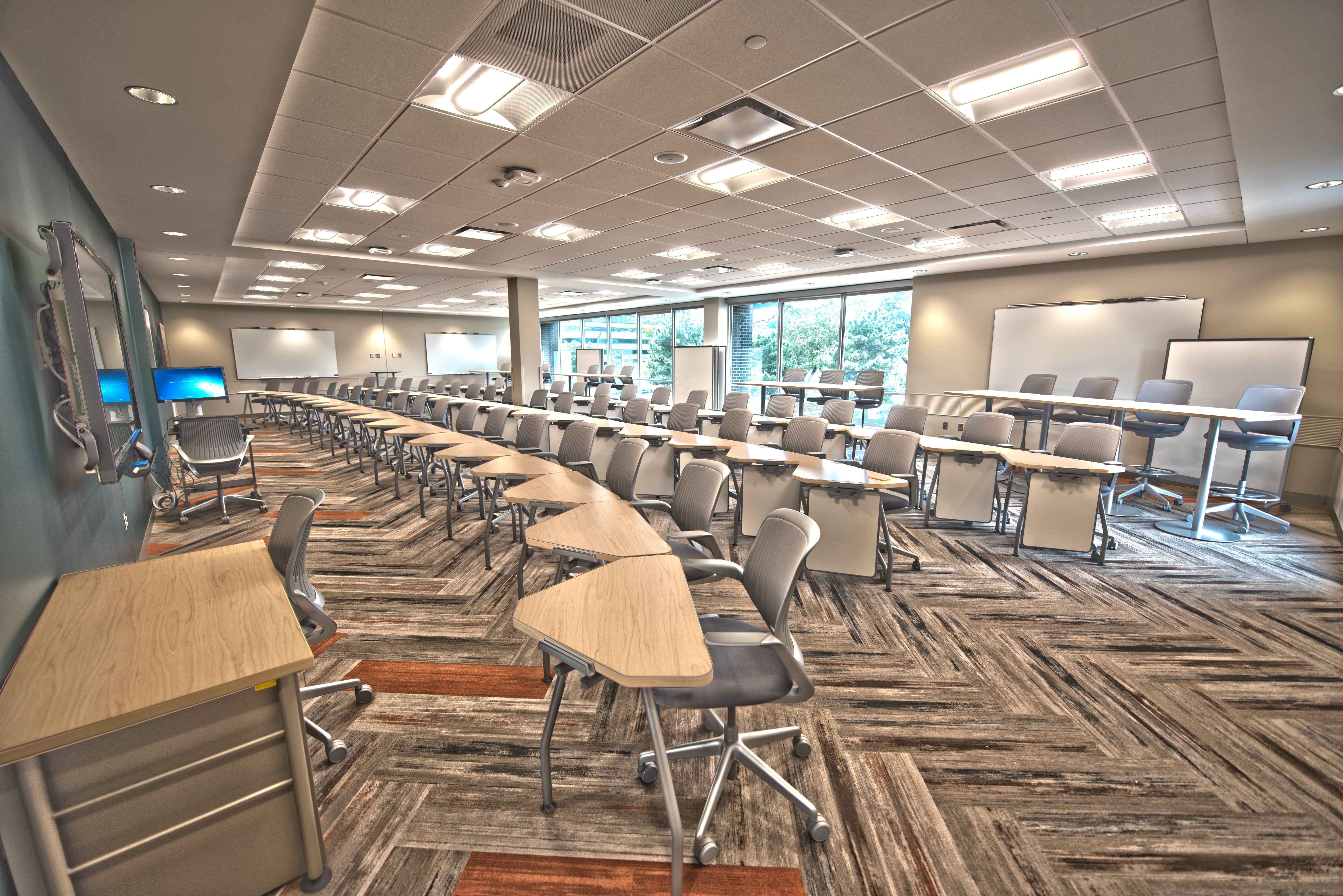 in a row, domestic room, room, modern, architecture, window, illuminated, technology, lighting equipment, inside, empty, desks, study, chair, classroom, HD Wallpaper