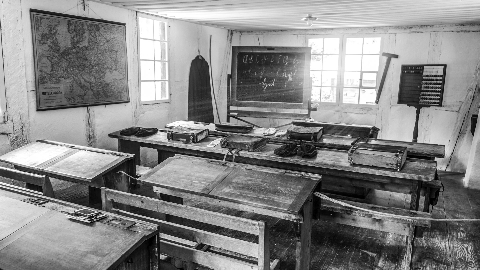 training, black And White, business, old, chair, know, window, curriculum, education, obsolete, abandoned, grayscale, architecture, students, 1080P, classroom, HD Wallpaper