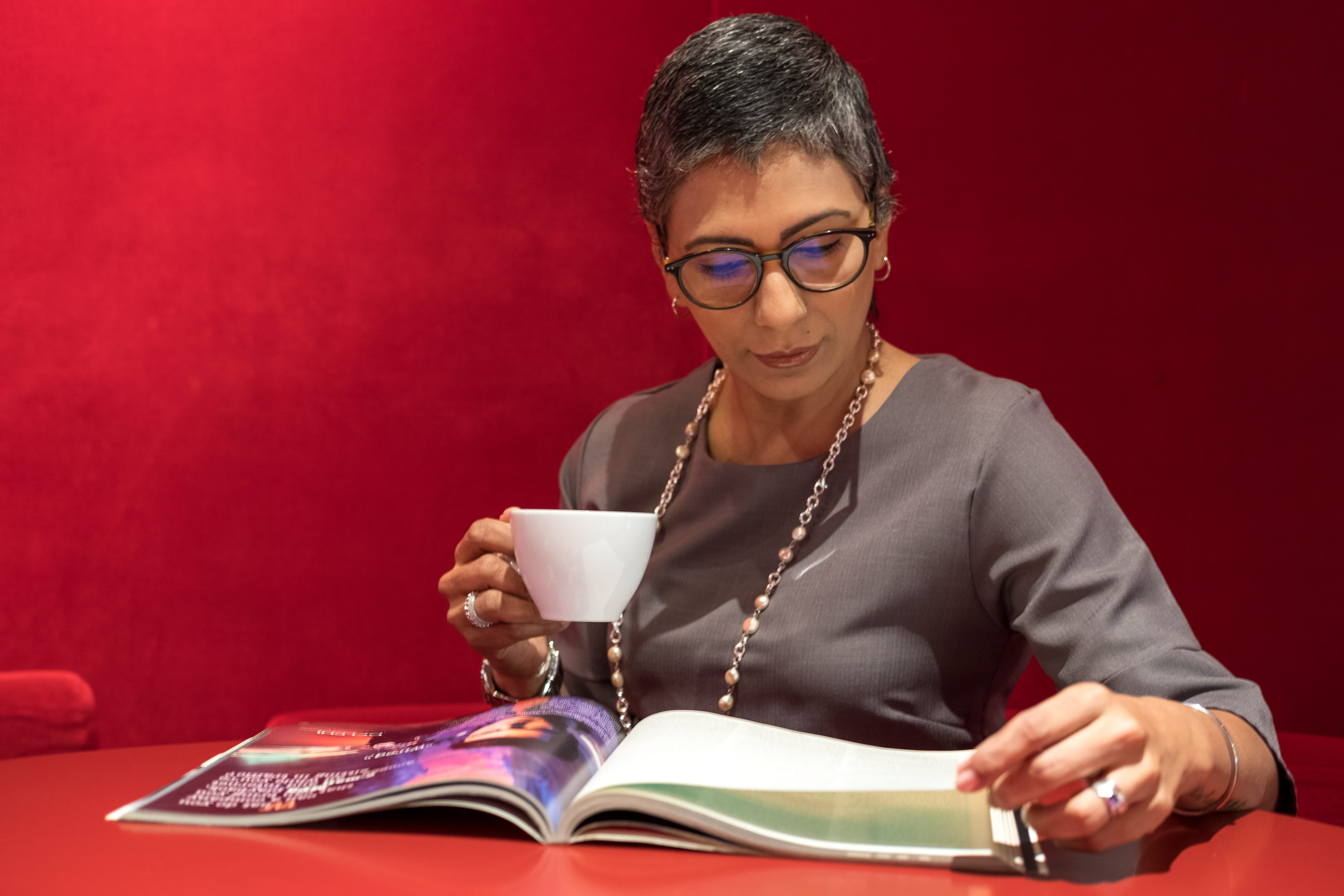 female ceo, reading, drink, indoors, shirt, self-made billionaires (america has 14). and almost 50% more women hold professional or technical jobs for every 100 men in the philippines. asia is one of the most progressive regions for women, HD Wallpaper