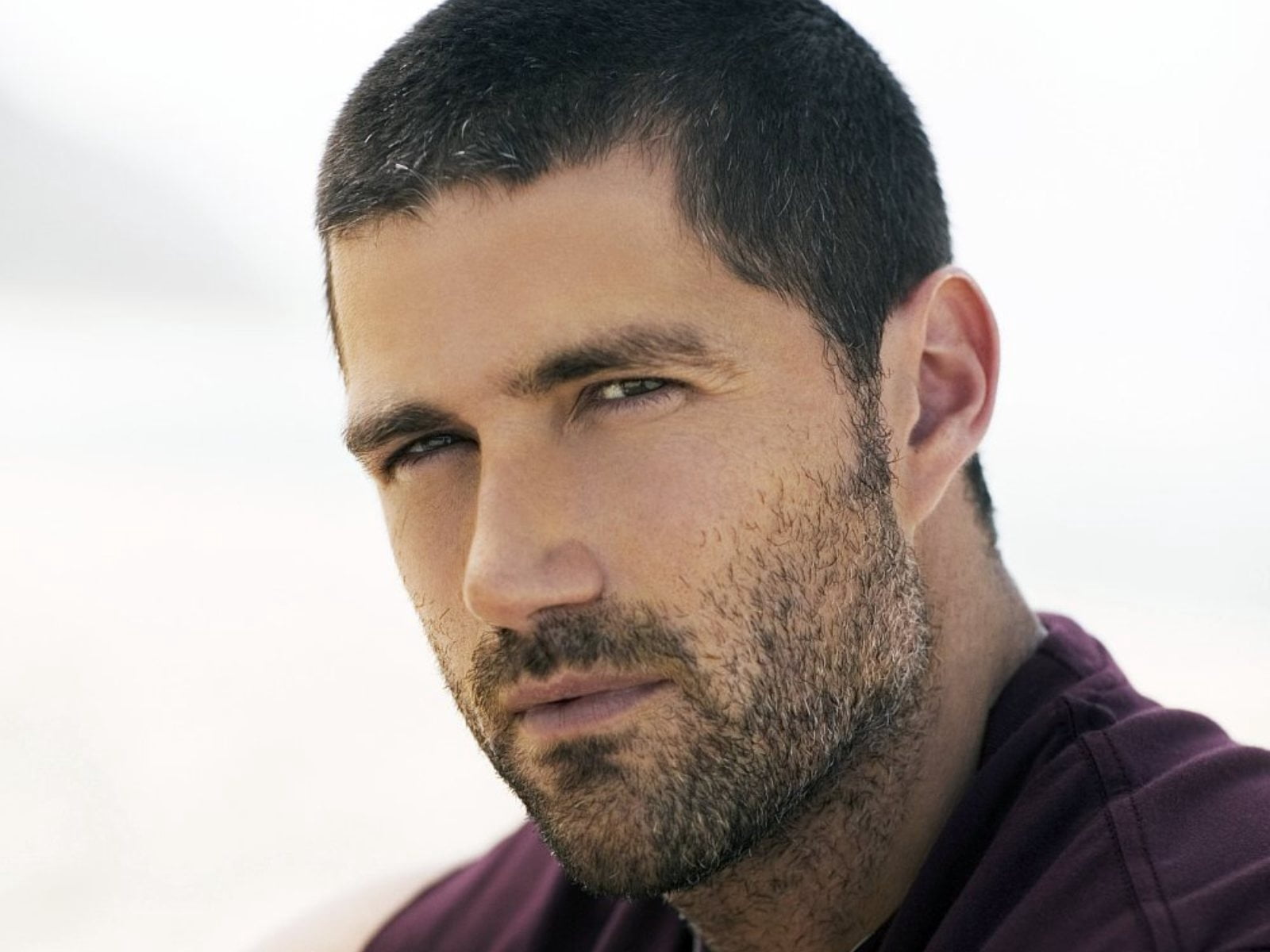 adults Only, indoors, facial Hair, casual Clothing, head And Shoulders, matthew fox, stubble, serious, attractive Male, real People, handsome, caucasian Ethnicity, HD Wallpaper