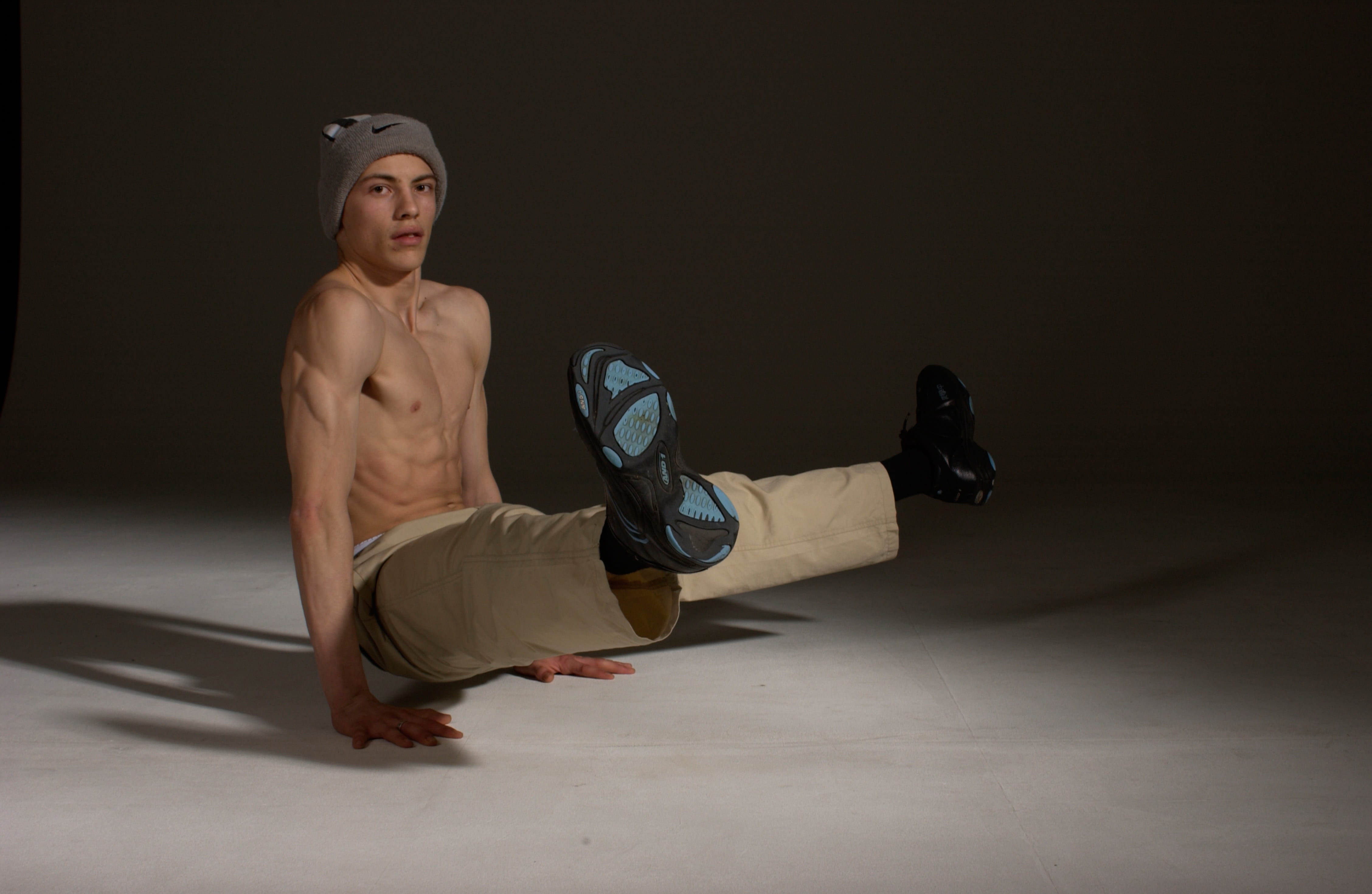 attitude, Break Dancing, sportsman, strength, face, body, one man only, Breaking, stylish, human, healthy lifestyle, muscular build, exercising, boy, man, HD Wallpaper