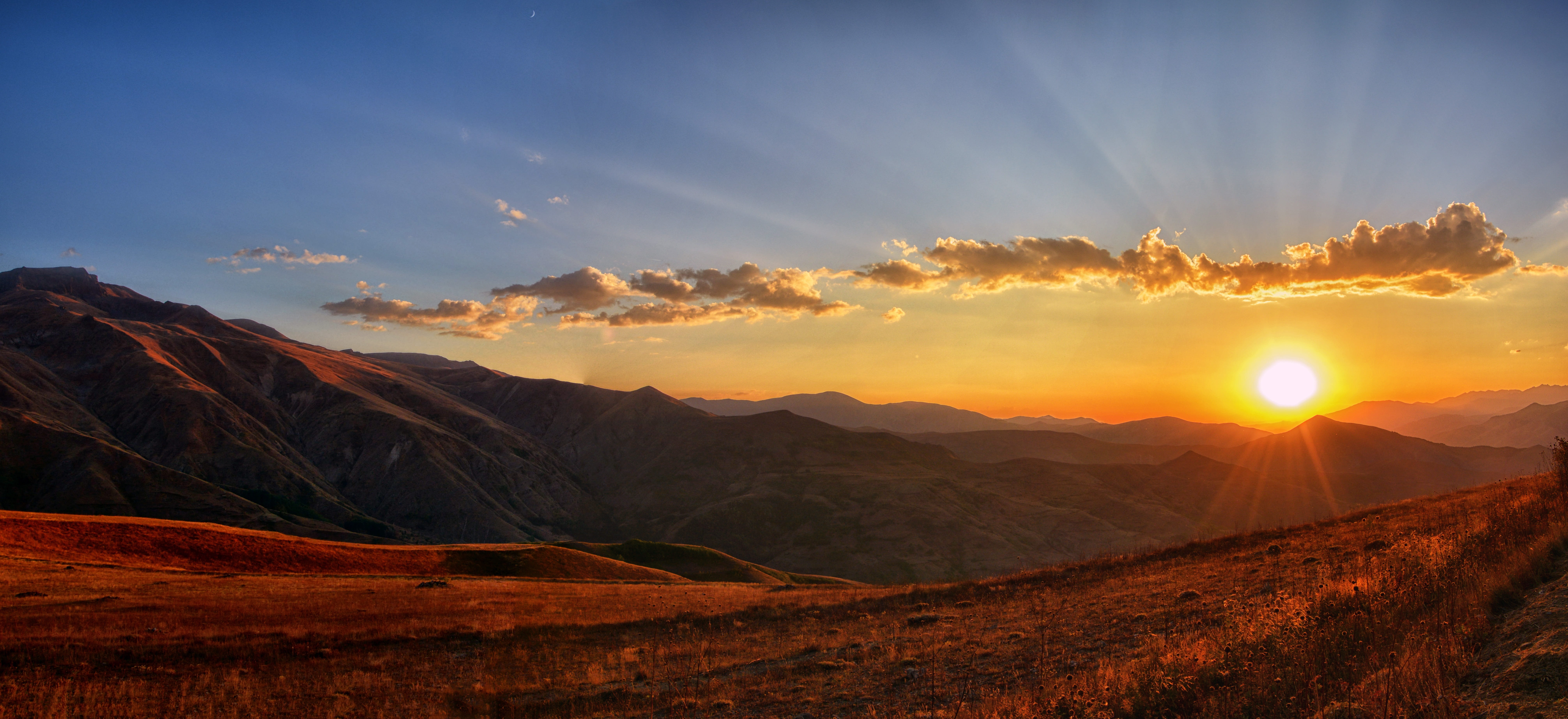 outdoors, sparkle, solar, sunbeam, dramatic sky, landscape, grassland, stunning, the setting sun, green, highland, silhouette, schema, dawn, outdoor, photo, HD Wallpaper