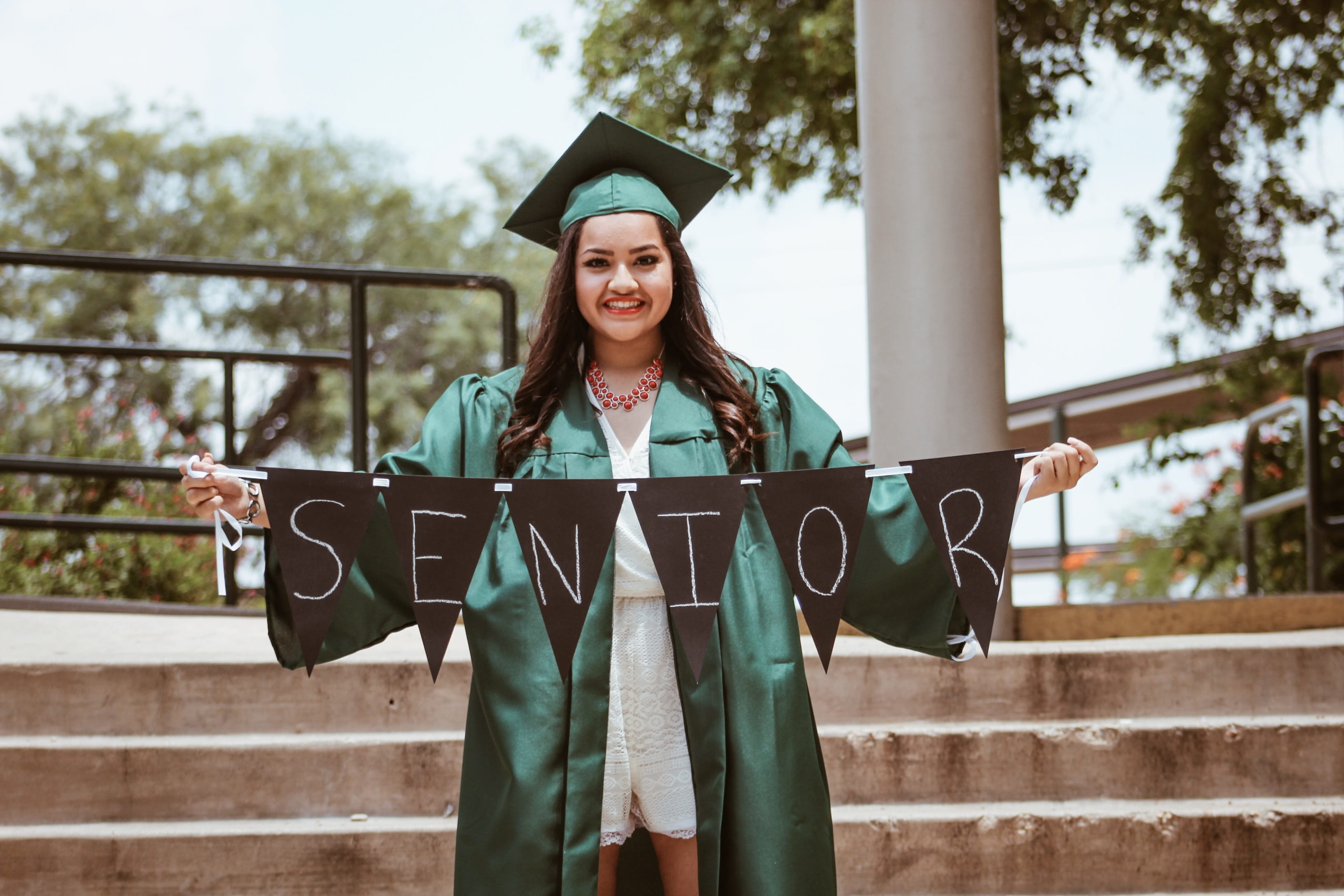 copy Space, hat, one young woman only, caucasian Ethnicity, holding, diploma, smiling, females, wearing, s, women, campus, adults only, toga, day, portrait, HD Wallpaper