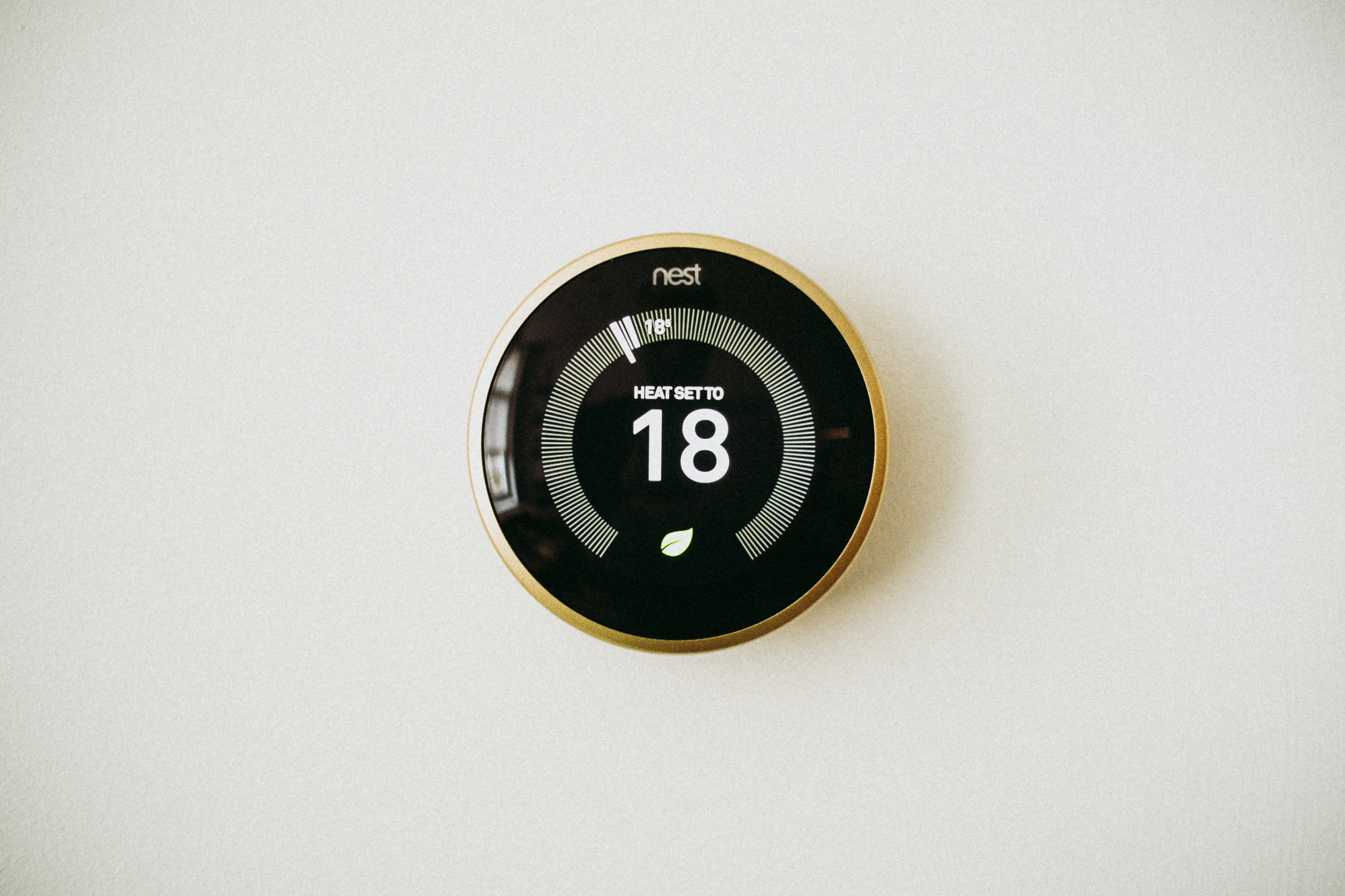 learning, day, black color, technology, single object, indoors, shape, black, wall - building feature, nest, circle, communication, round, glossy, 5K, HD Wallpaper