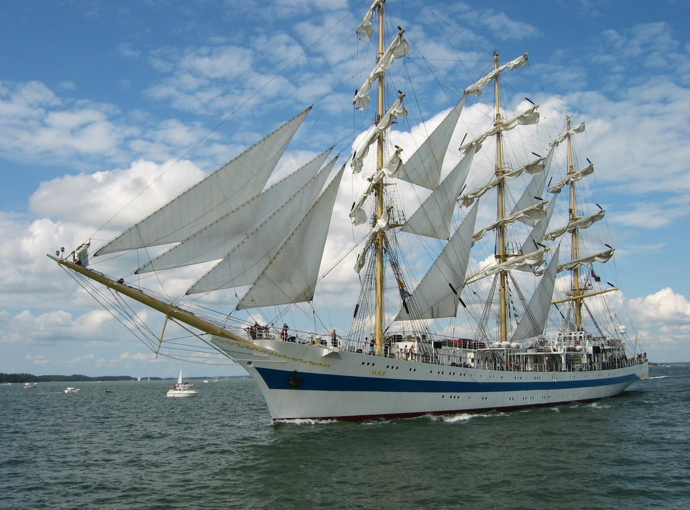 sailing ship, sea, day, beauty in nature, mast, yacht, cloud - sky, outdoors, mode of transportation, transportation, 1080P, pole, travel, ship, luxury, HD Wallpaper