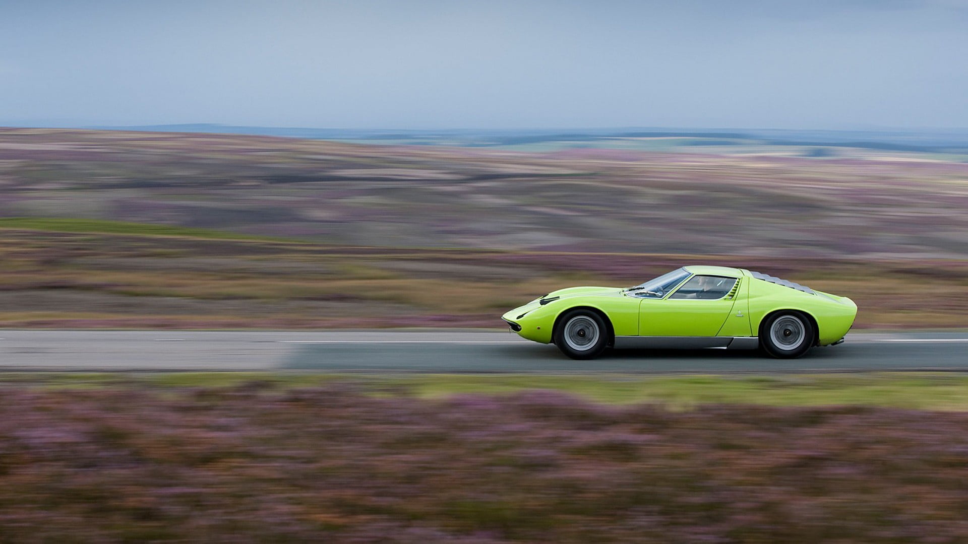 coupe, motor vehicle, sports, retro styled, land, on the move, car, land vehicle, transportation, road trip, no people, Miura, motion, vehicle, sport, mode of transportation, HD Wallpaper