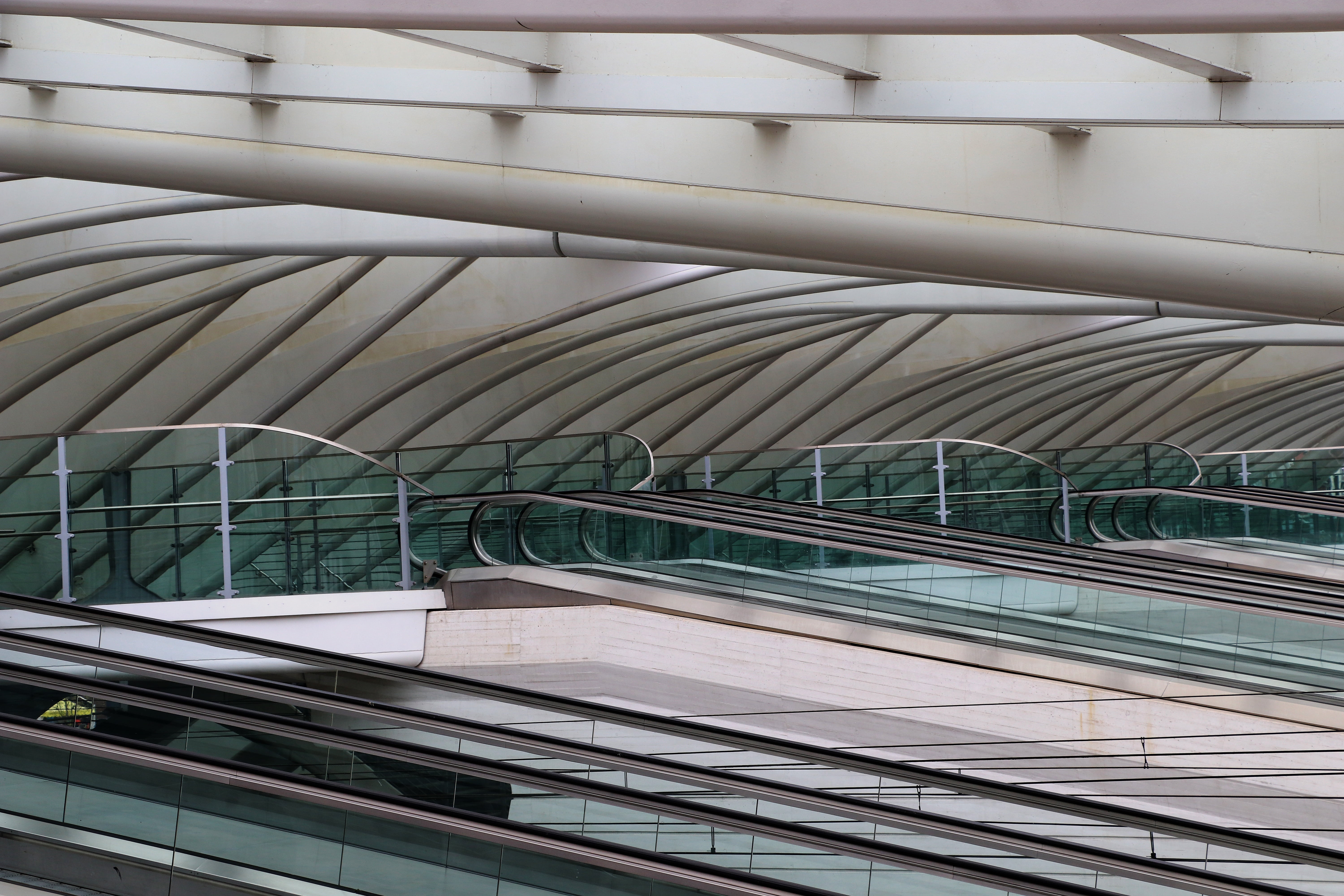glass - material, construction, outdoors, pattern, building, pipe - tube, backgrounds, 5K, canopy, silver colored, metal, liege, roof, modern architecture, HD Wallpaper