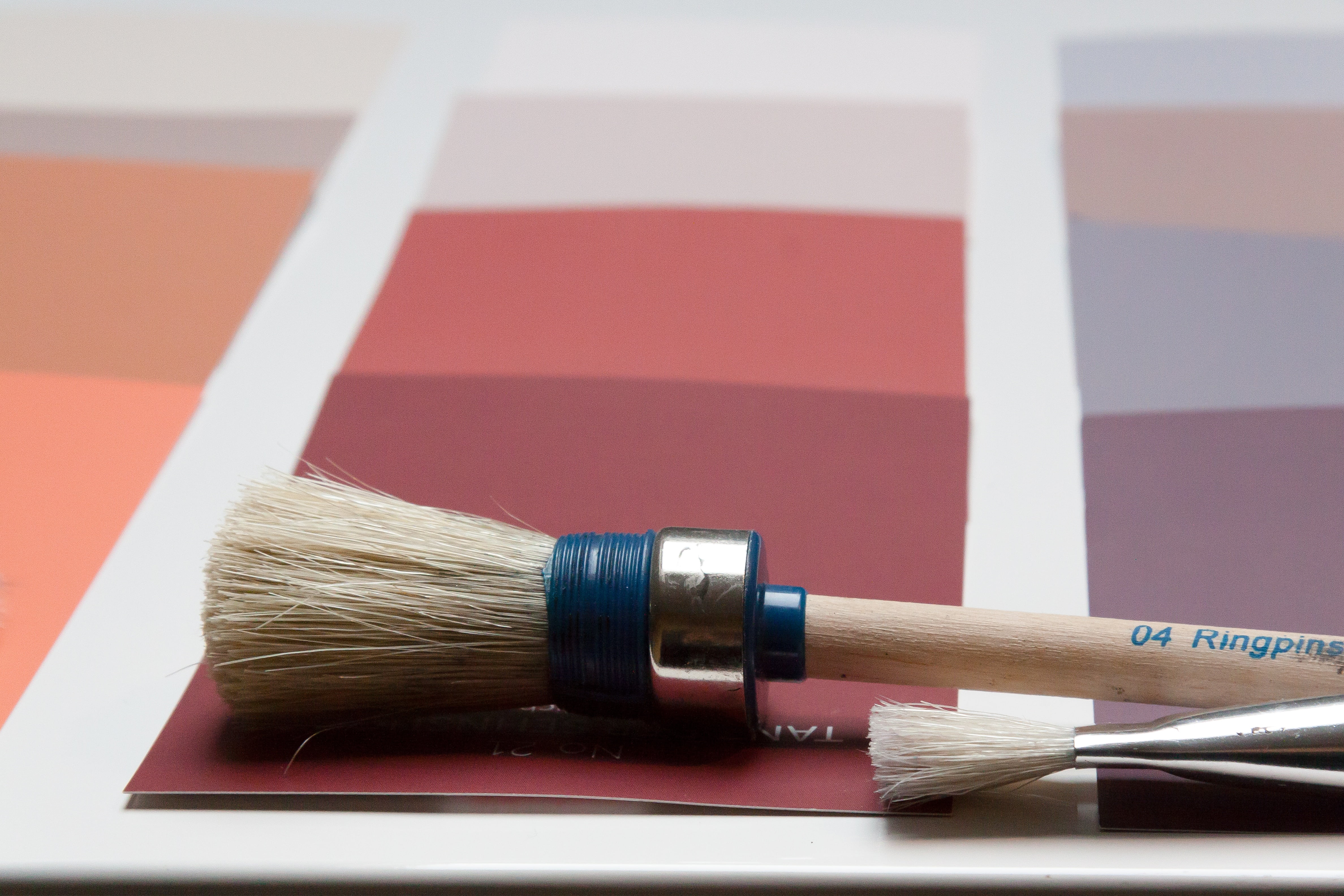 white color, evaluation, single object, indoors, brush, paintbrush, close-up, wall gestalter, focus on foreground, studio shot, brown, make-up brush, red, HD Wallpaper