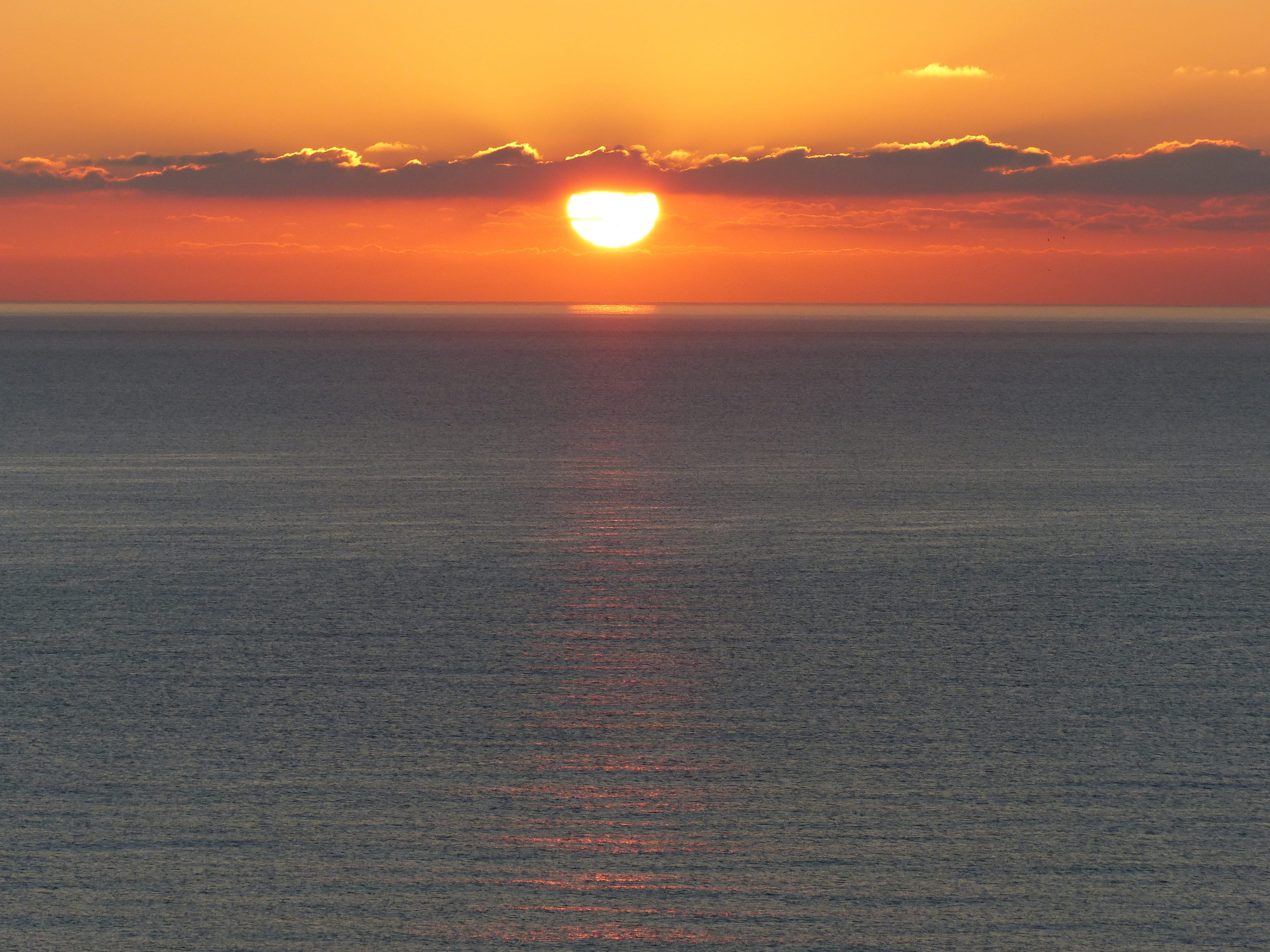 spain, sunrise landscape, sea, tranquil scene, water, landscape, 4K, clouds, idyllic, urban skyline, nature, output sun, sunlight, horizon, scenics - nature, HD Wallpaper