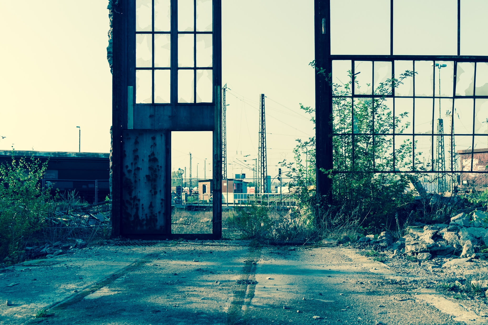 deterioration, lost place, built Structure, rots, ruin, industrial building, no People, disc, outdoors, 1080P, obsolete, run-down, abandoned, industrial plant, HD Wallpaper