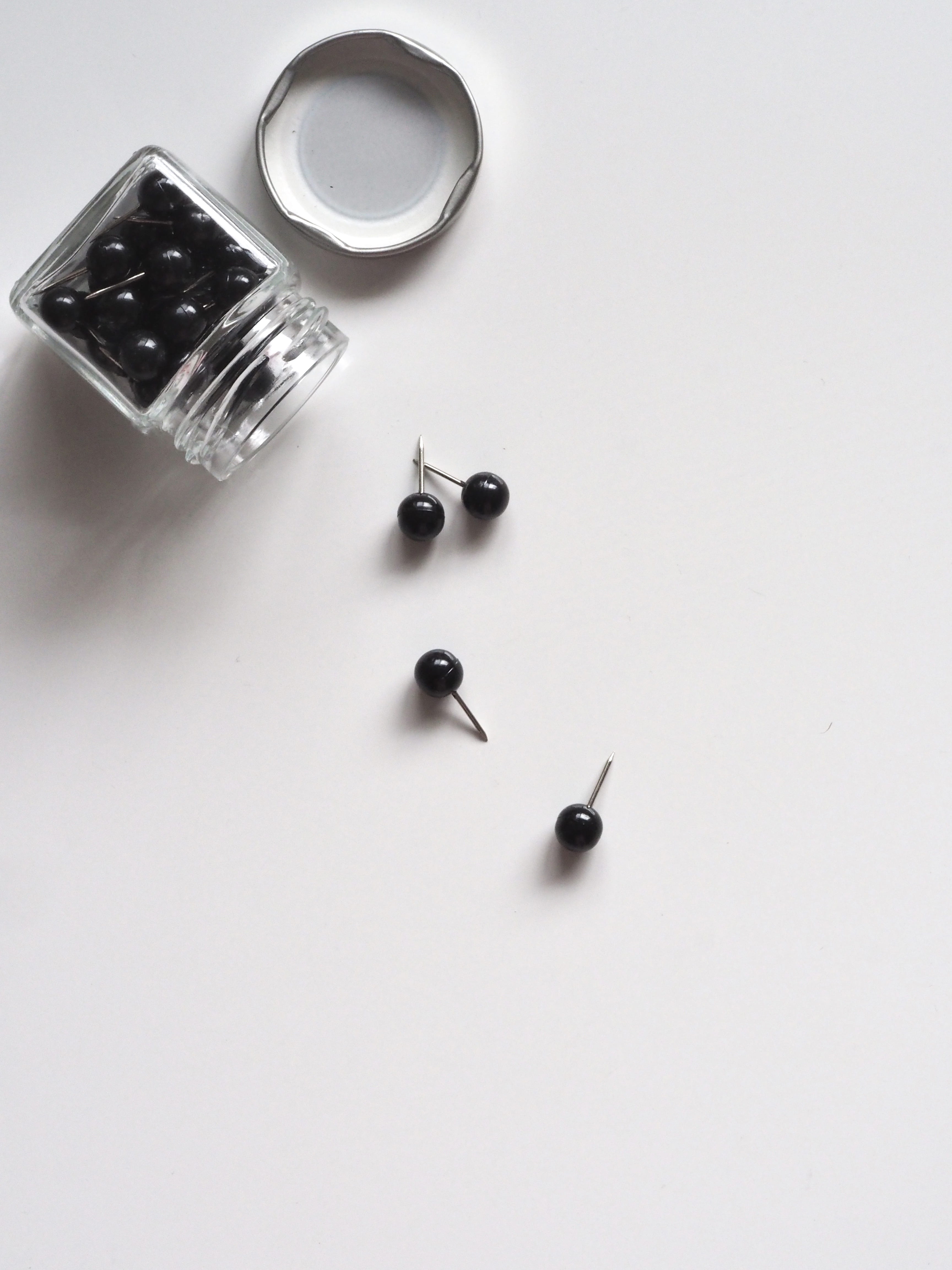 business, directly above, style, white, office supplies, desk, jar, flat, table, high angle view, white space, simple, minimal, food, salt - seasoning, Phone HD Wallpaper