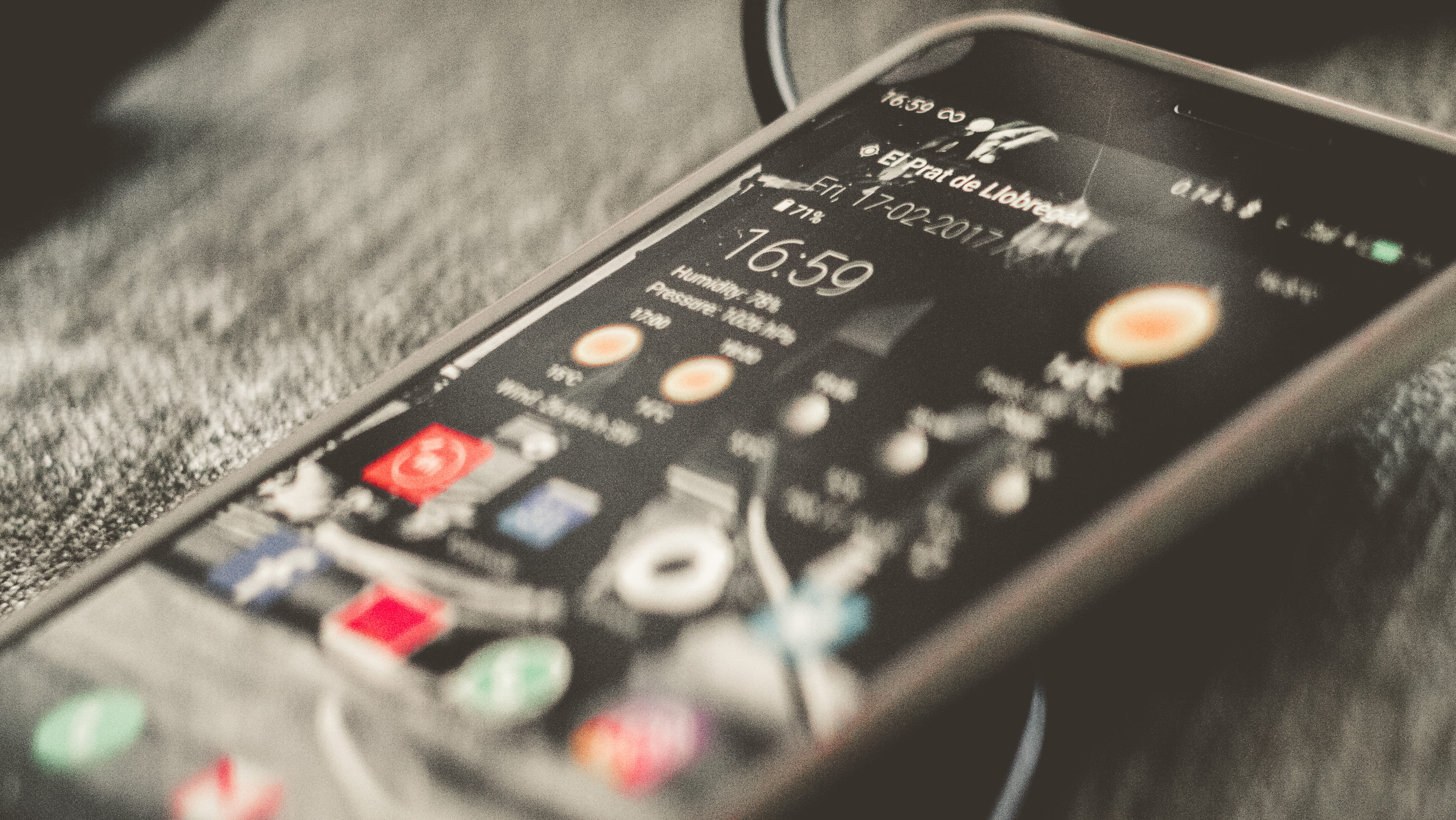 screen, wireless, control, music, meizu, spain, communication, push button, no people, arts culture and entertainment, airplane, audio equipment, home, HD Wallpaper