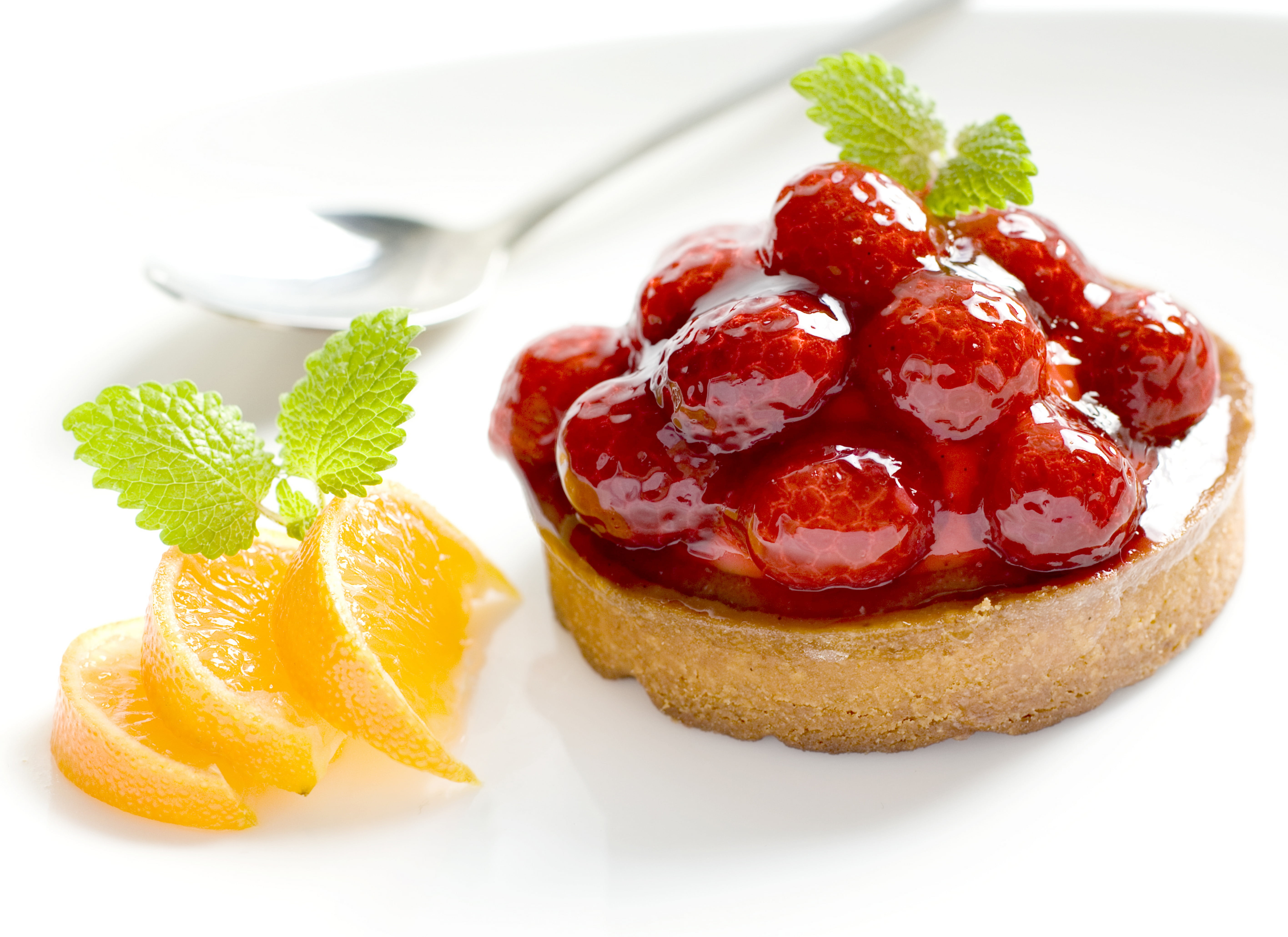 close-up, ready-to-eat, no people, herb, cream, refreshment, jam, baked, toppings, tart - Dessert, orange, pastry, red, 5K, homemade, dessert, slice, berry Fruit, HD Wallpaper
