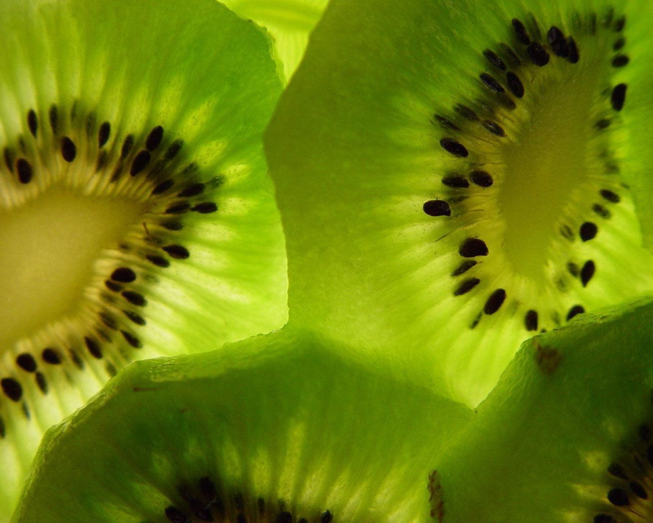 green Color, nature, 720P, wellbeing, extreme close-up, leaf, healthy Eating, summer, kiwi, kiwi - Fruit, ripe, freshness, vegetarian Food, plant, food And Drink, HD Wallpaper