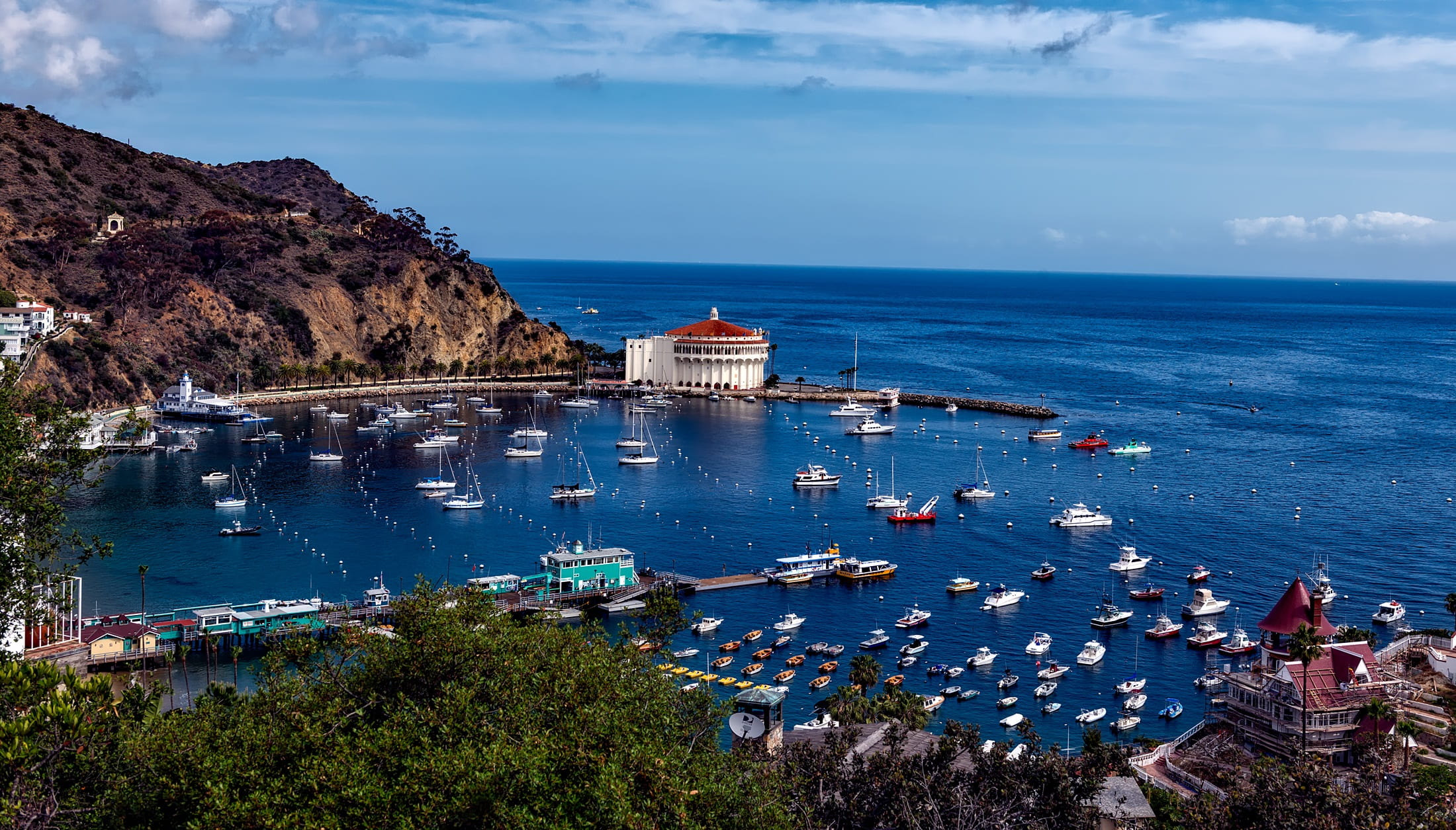 travel destinations, high angle view, catalina island, no people, bay, yacht, building, sailboat, harbor, sky, ocean, 1080P, beauty in nature, pier, near, HD Wallpaper
