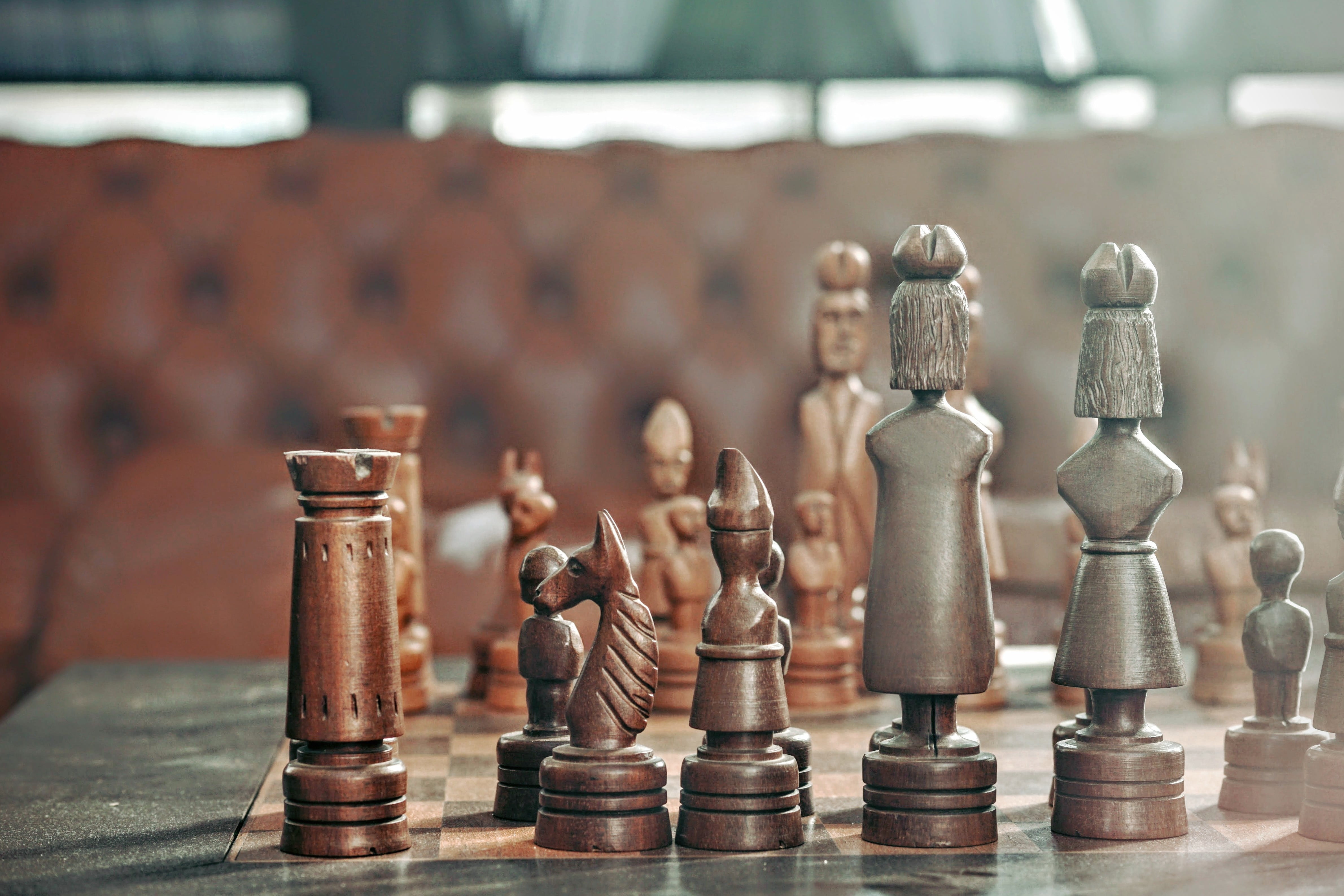 leisure games, wood - material, queen - chess piece, pawn, chess, king, pieces, strategy, arts culture and entertainment, chess piece, table, relaxation, HD Wallpaper
