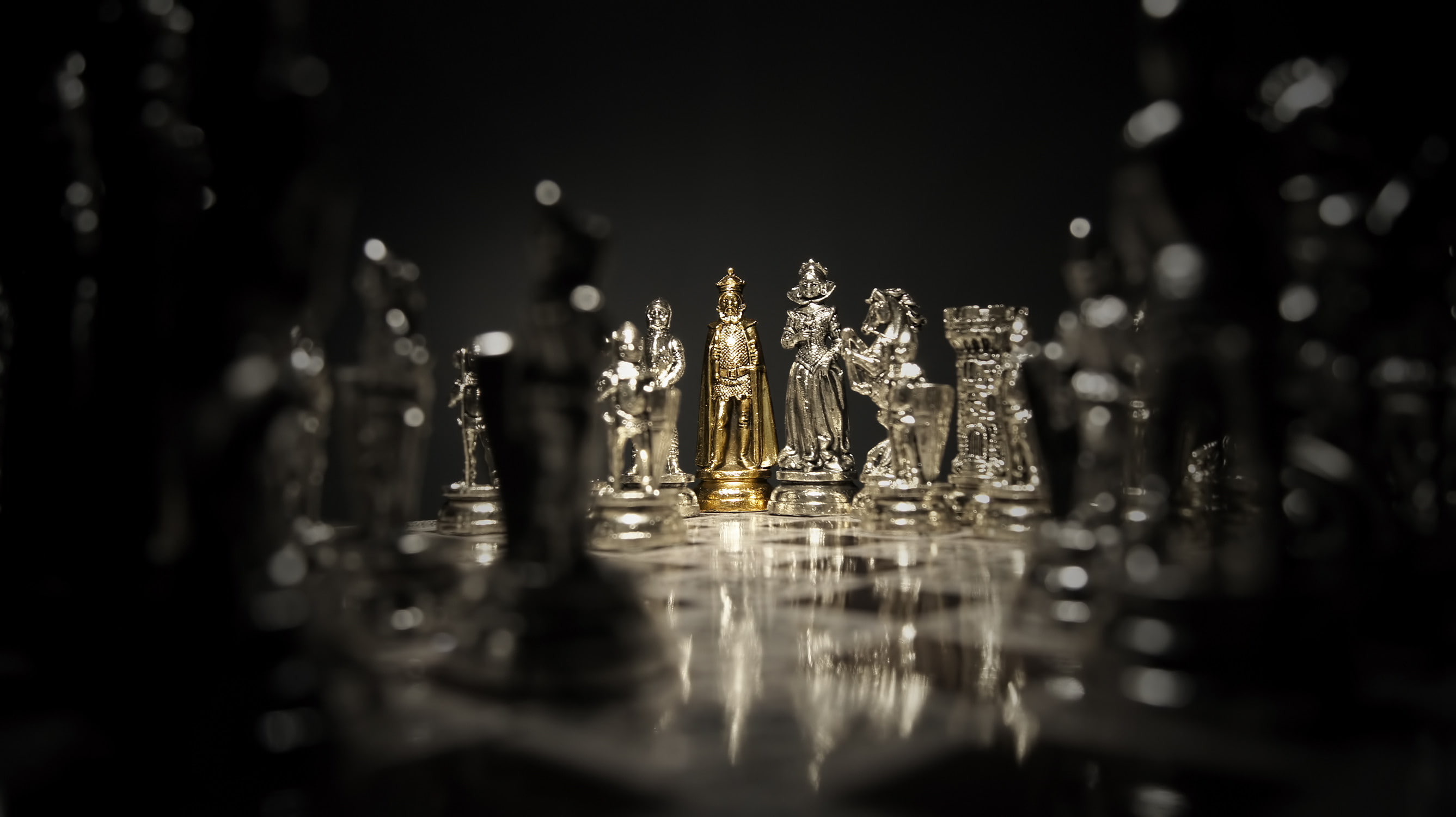 silver, woman, queen, gold, pawn, man, board, game, rook, chess, dark, bishop, king, 2K, HD Wallpaper