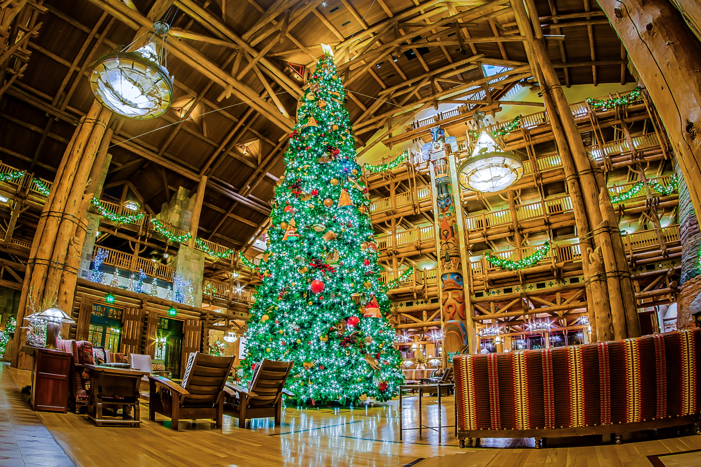 design, holiday, New year, tree, CA, garland, Disneyland, hall.arch, Balaclava, USA, 1080P, Christmas, interior, lights, HD Wallpaper