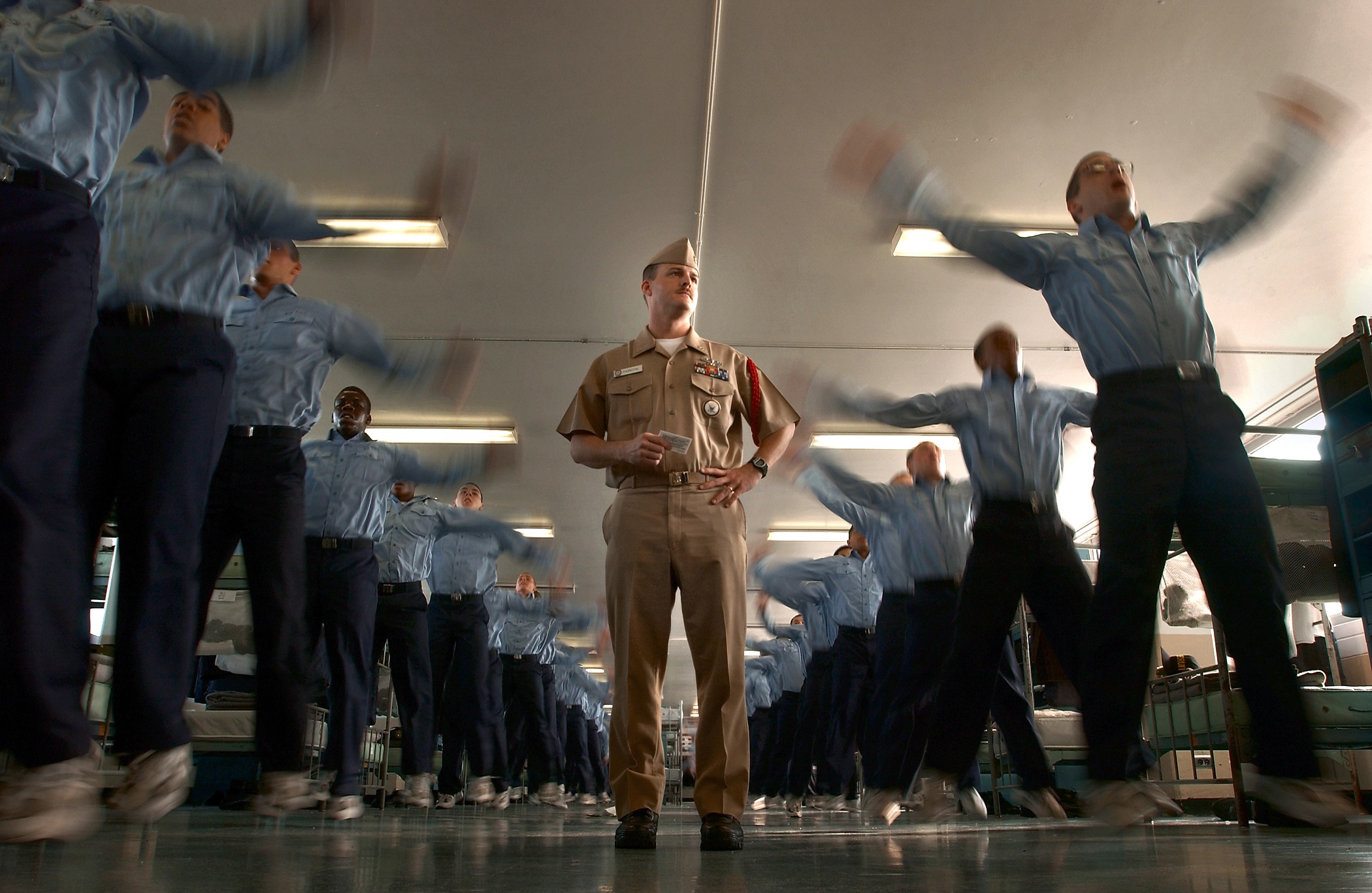 women, lifestyles, human arm, medium group of people, service, instructional, illuminated, drill instructor, military, group, training, standing, low angle view, HD Wallpaper