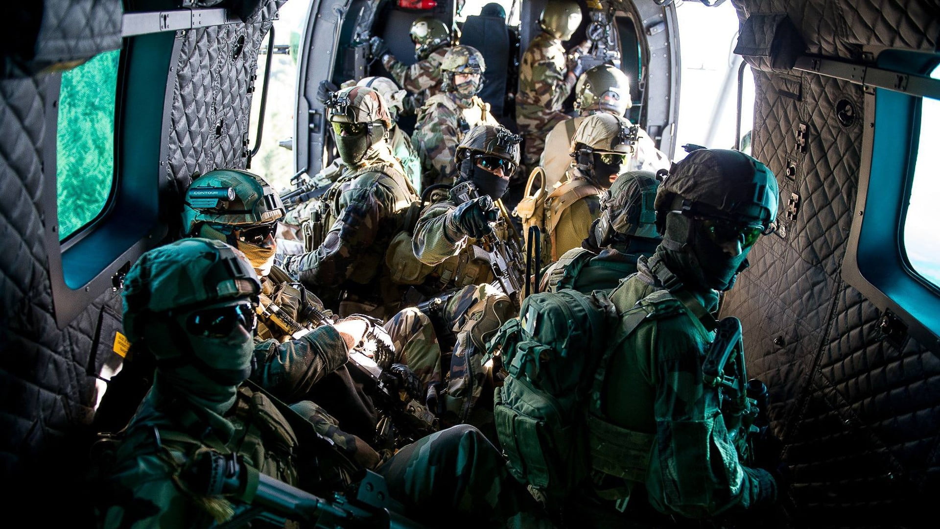 group of people, camouflage, government, armed forces, 1080P, sculpture, paratroopers, French Army, male likeness, s, statue, built structure, art and craft, HD Wallpaper