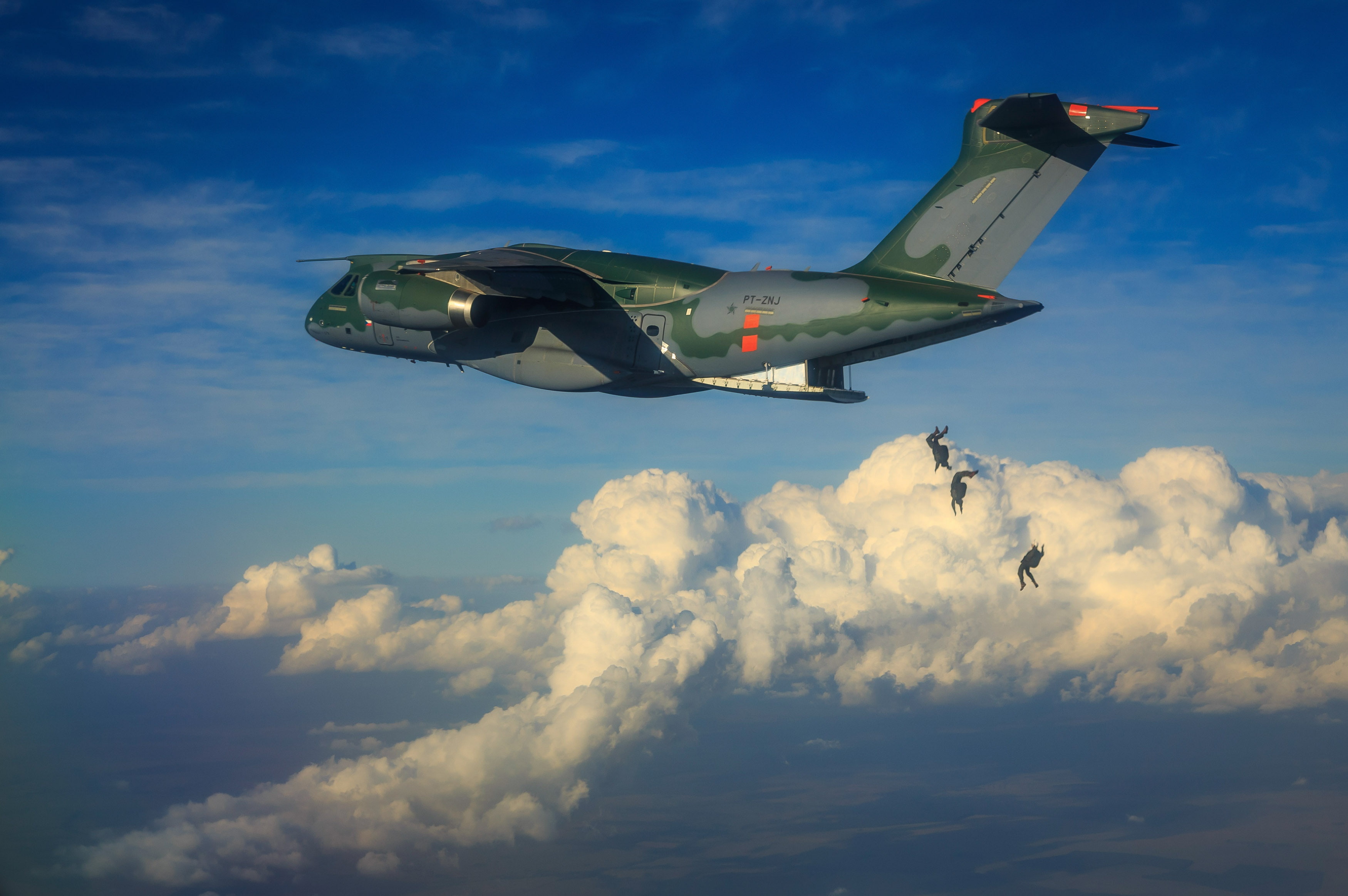 FAB, KC-390, Brazilian Air Force, military aircraft, 2K, Force Air Brazilian, Embraer, paratroopers, HD Wallpaper