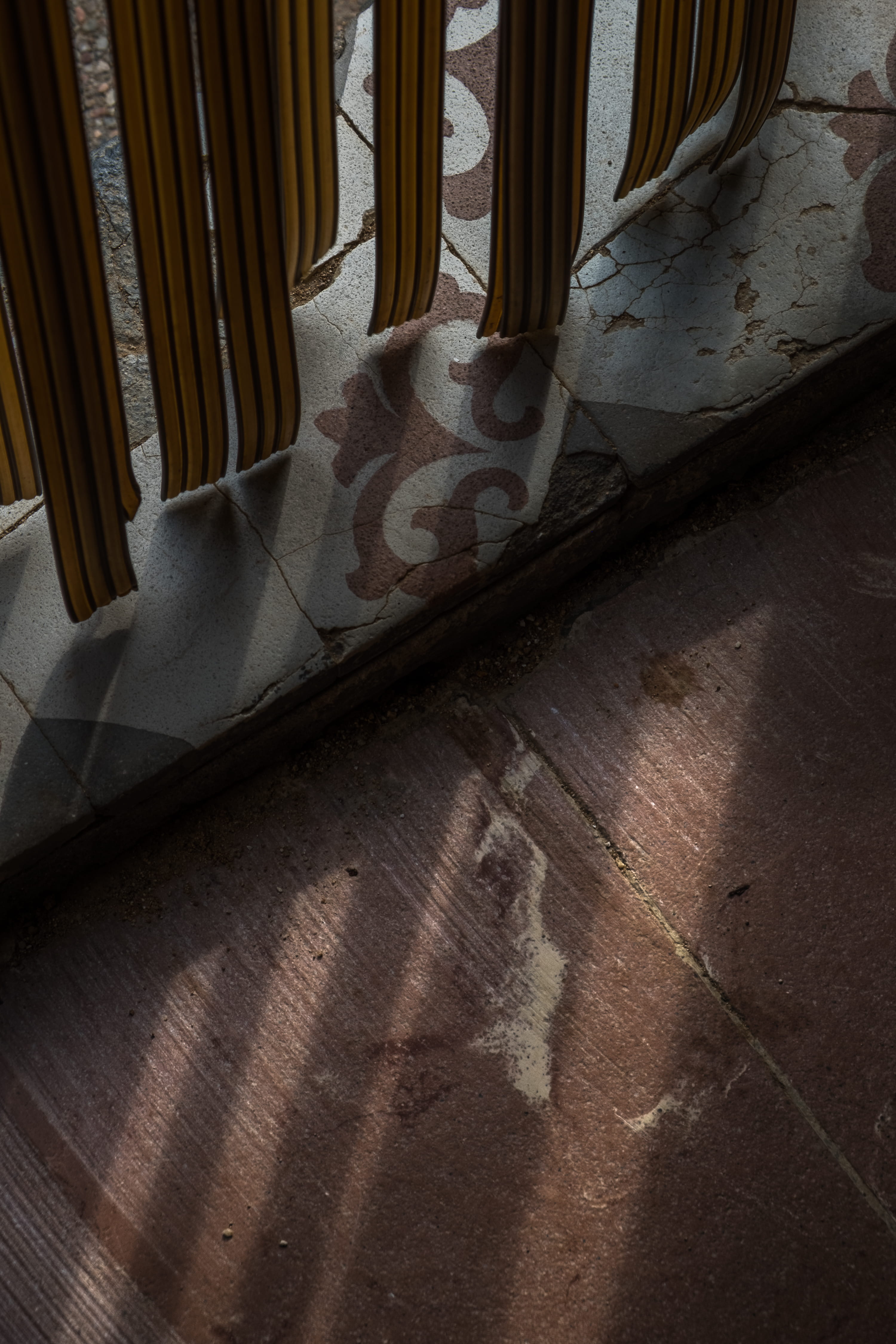 pattern, sand, window, masia, home interior, wall - building feature, old, open, shadow, domestic room, catalonia, high angle view, spain, day, 4K, close-up, Phone HD Wallpaper