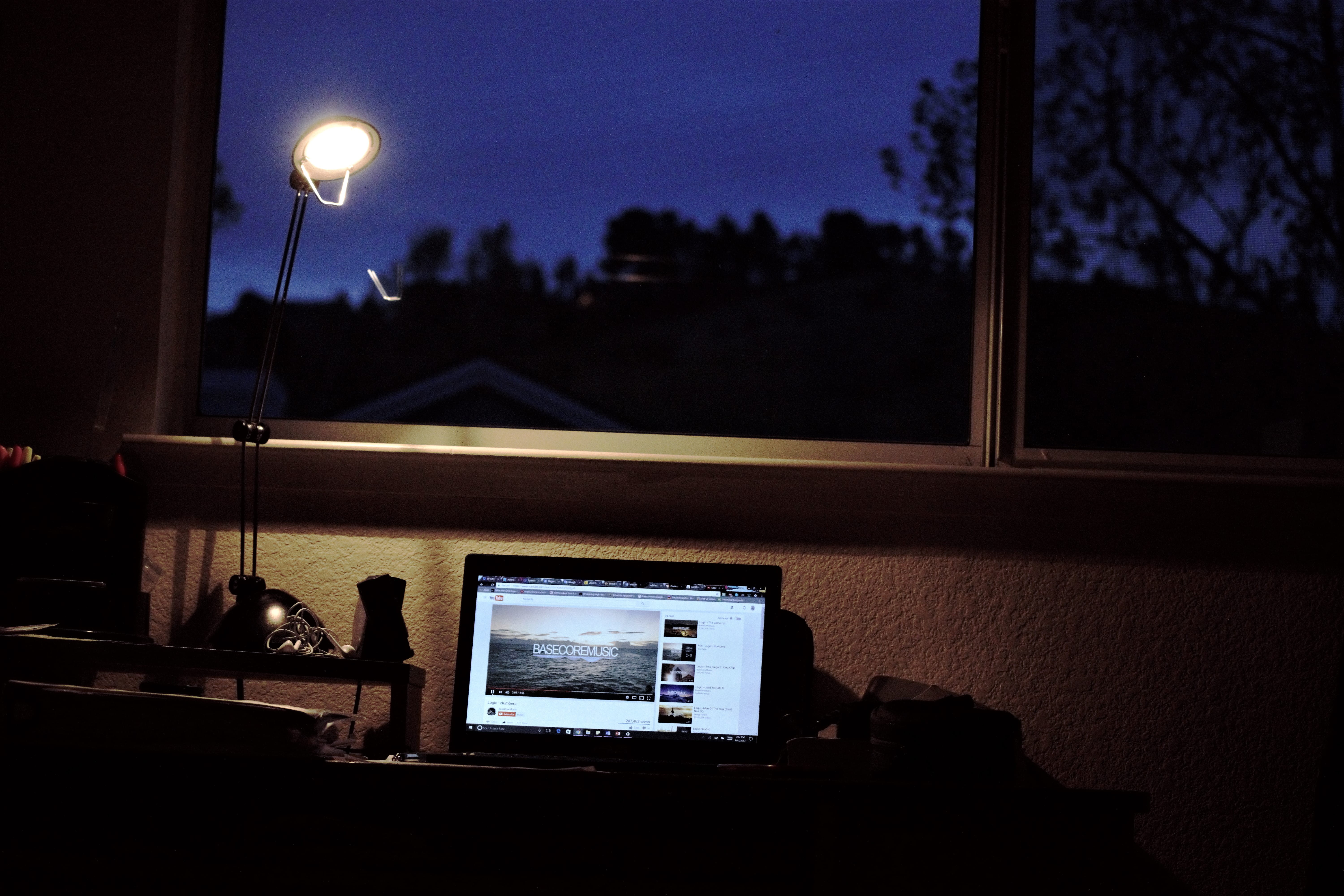 headphones, moon, desk, illuminated, chill, indoors, sky, computer, wall, wireless technology, night, communication, youtube, blue, no people, lighting equipment, HD Wallpaper