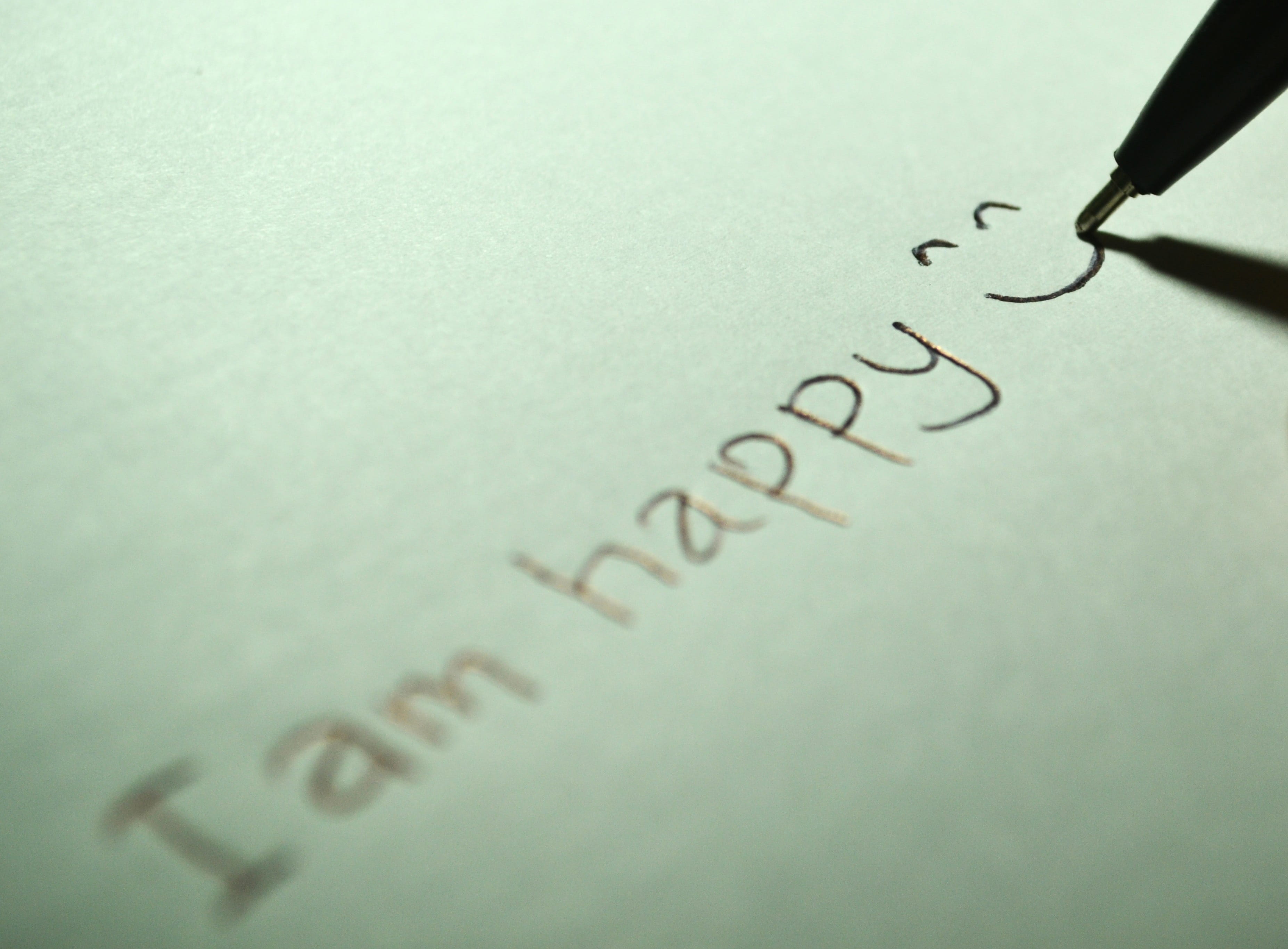 i am happy, write, copy space, correspondence, writing instrument, pen, happiness, indoors, draw, studio shot, paper, arts culture and entertainment, happy, HD Wallpaper