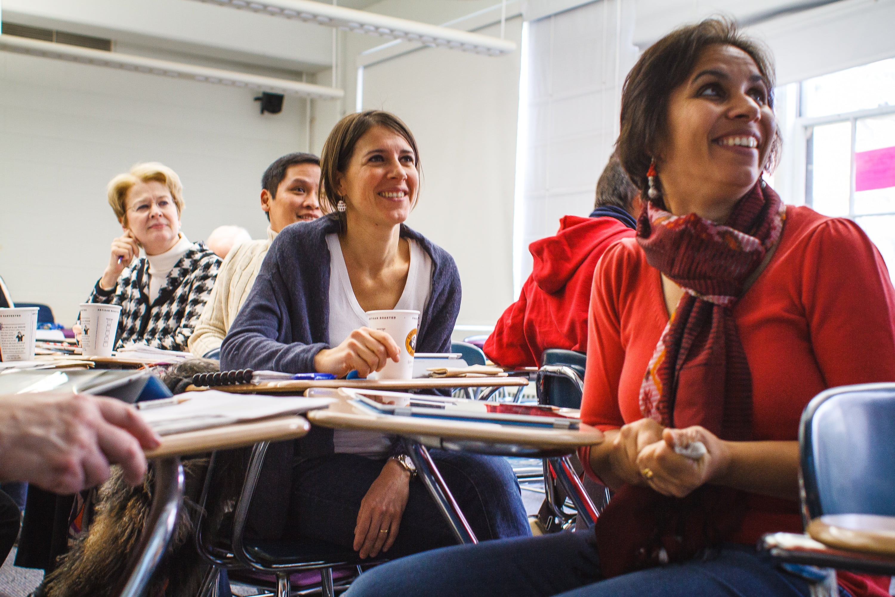 young adult, jacket, multi-Ethnic Group, males, woman, females, happiness, classroom, education, mature women, academic, group Of People, top, smiling, HD Wallpaper