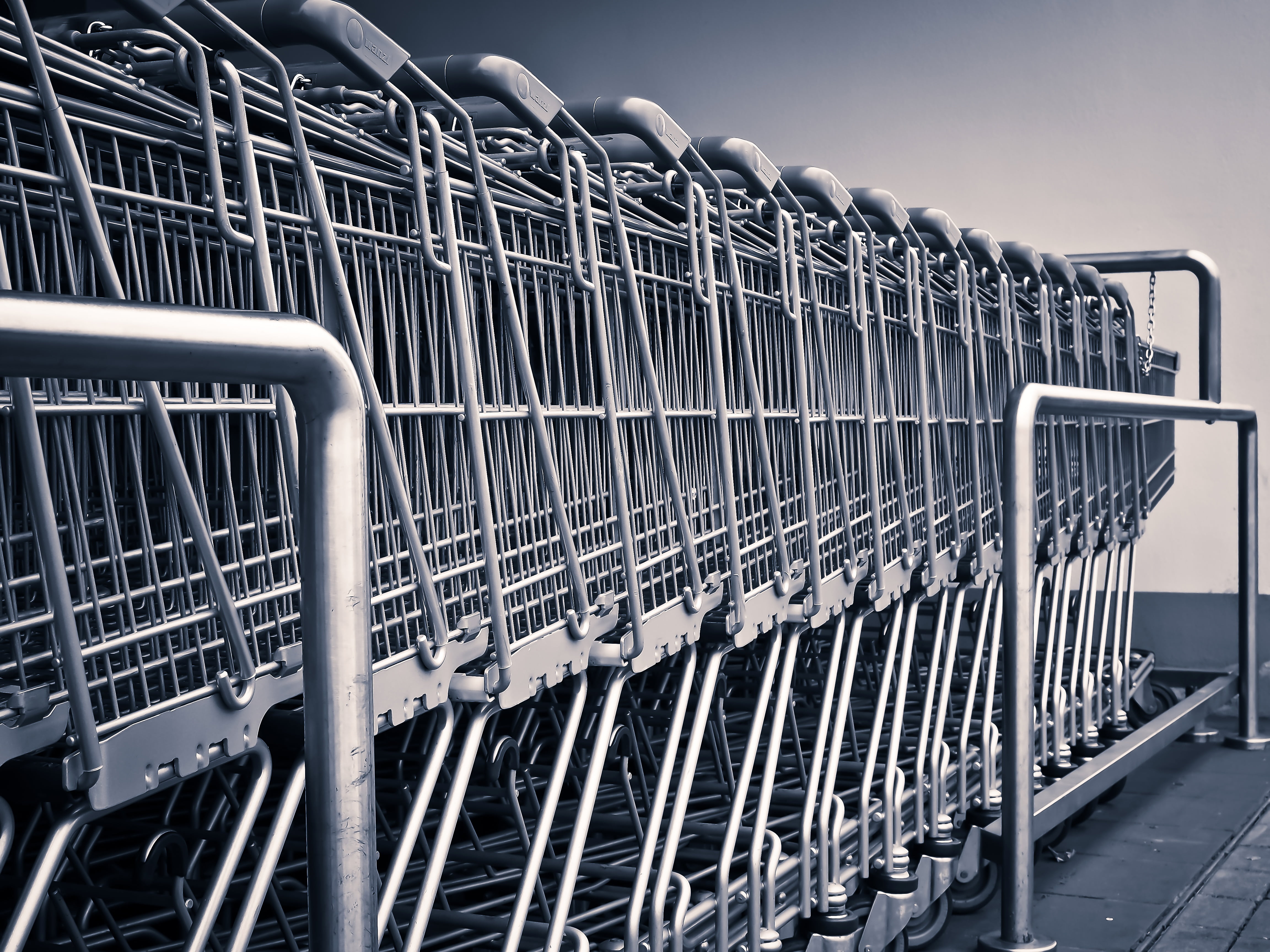 retail, connection, security, shopping, steel, no people, trolley, abundance, grid, pattern, in a row, photography, order, day, supermarket, outdoors, purchasing, HD Wallpaper