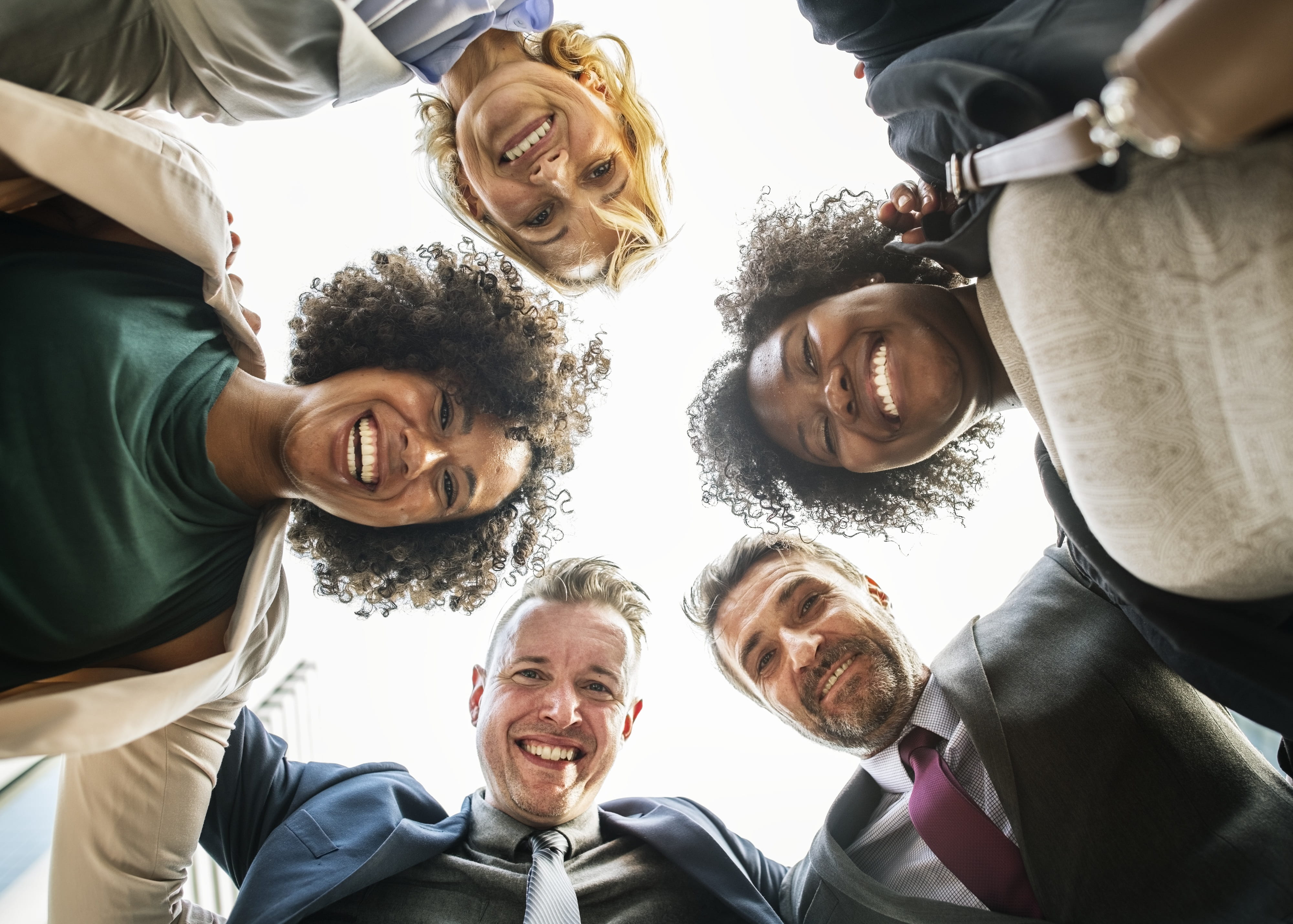positive emotion, businessmen, urban, african, achievement, happiness, business people, mature adult, successful, mature men, daytime, coworker, businesswomen, HD Wallpaper