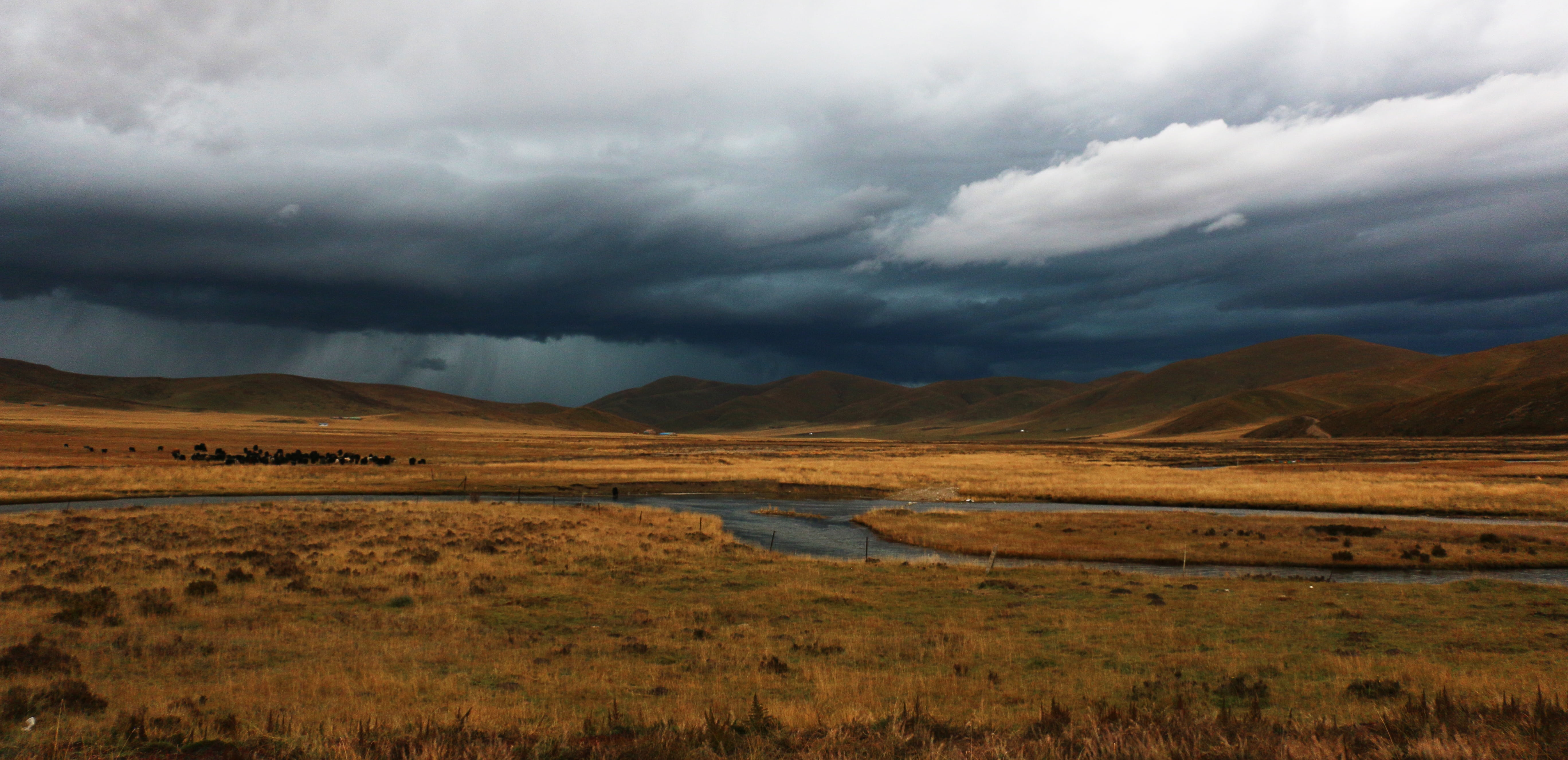 iceland, cloud - Sky, outdoors, mountain range, travel destinations, nature, land, sense of space, overcast, ppt backgrounds, lake, storm, scenics - nature, HD Wallpaper