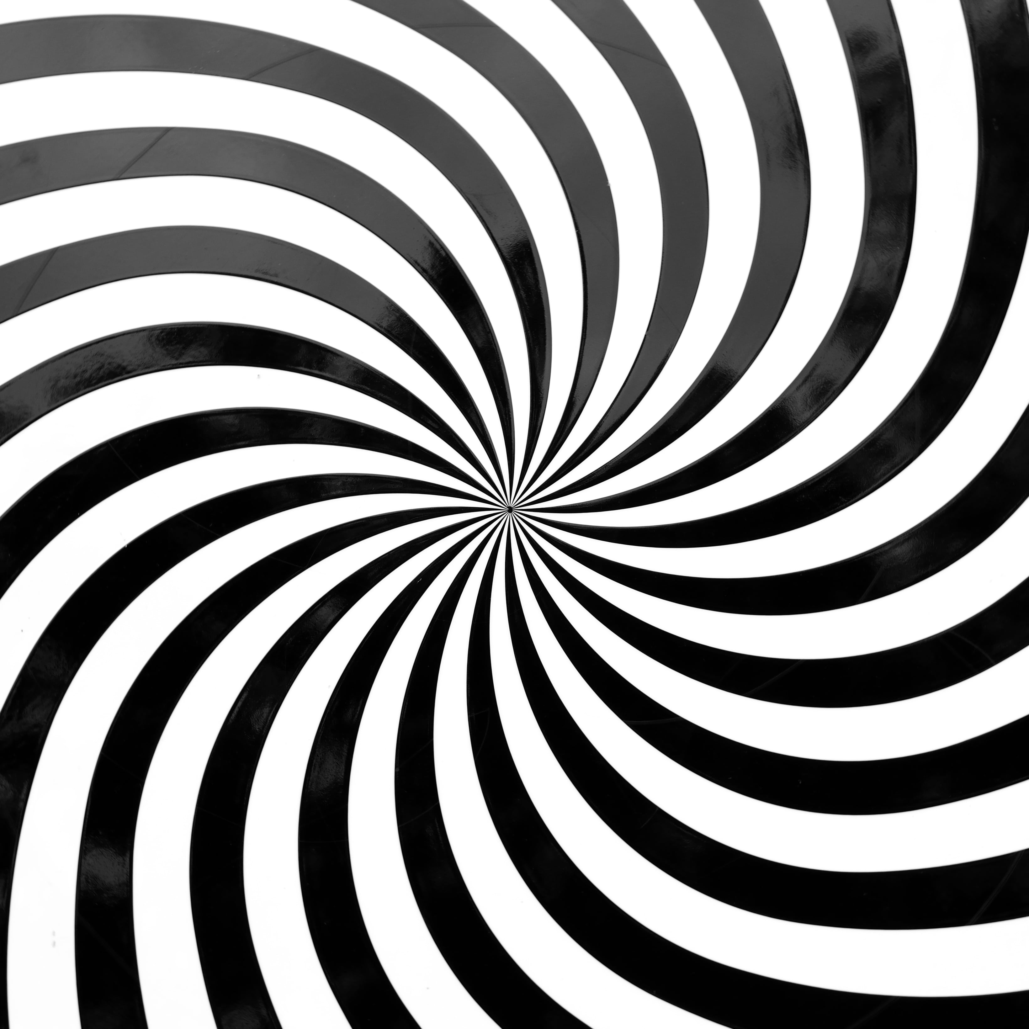 sense, shape, no people, deception, studio shot, repetition, textured, close-up, white color, concentric, 2K, pattern, full frame, white, striped, illusion, Phone HD Wallpaper