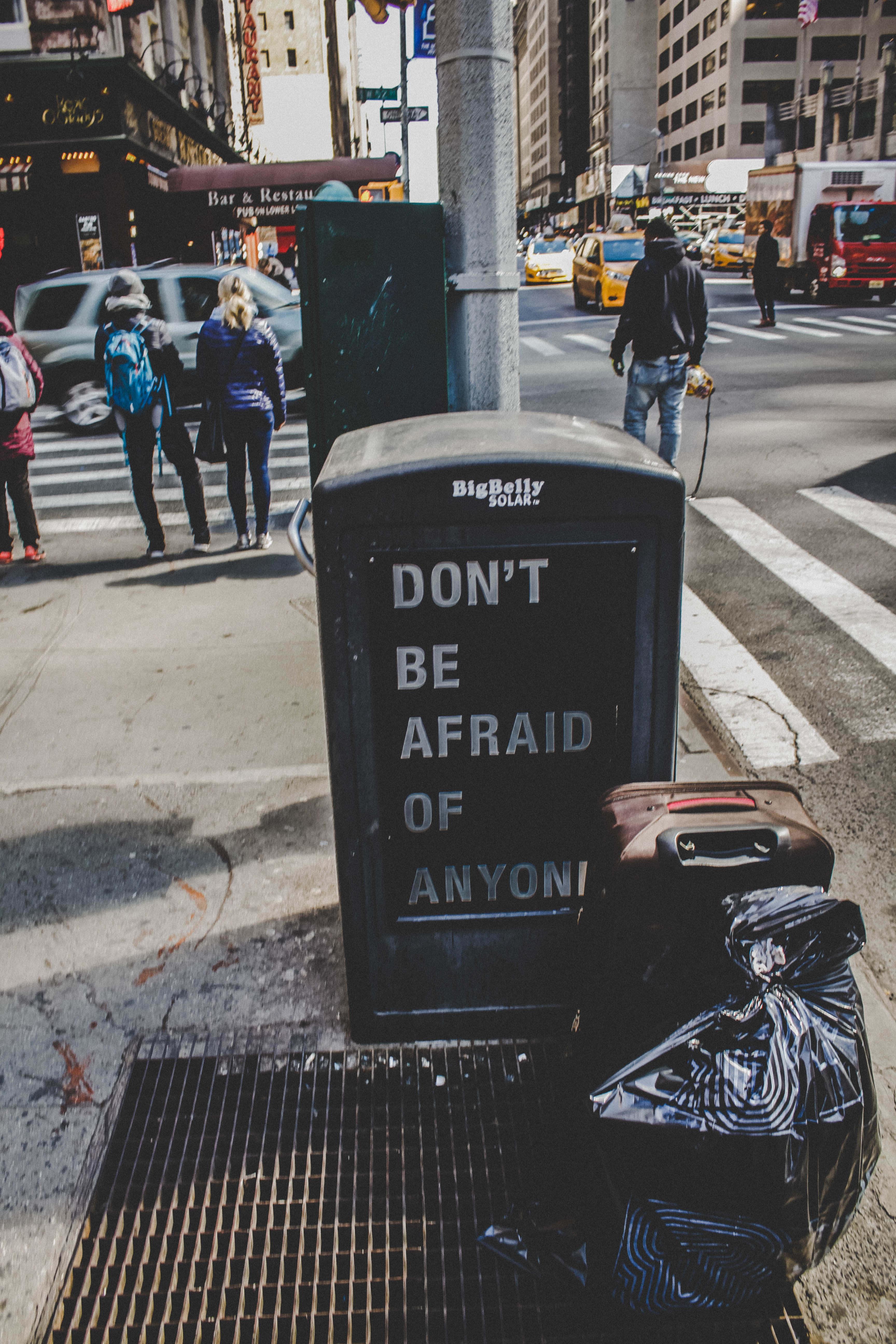 real people, wheel, building exterior, person, vehicle, people, brown, western script, afraid, luggage, city street, sign, non-western script, transportation, Phone HD Wallpaper