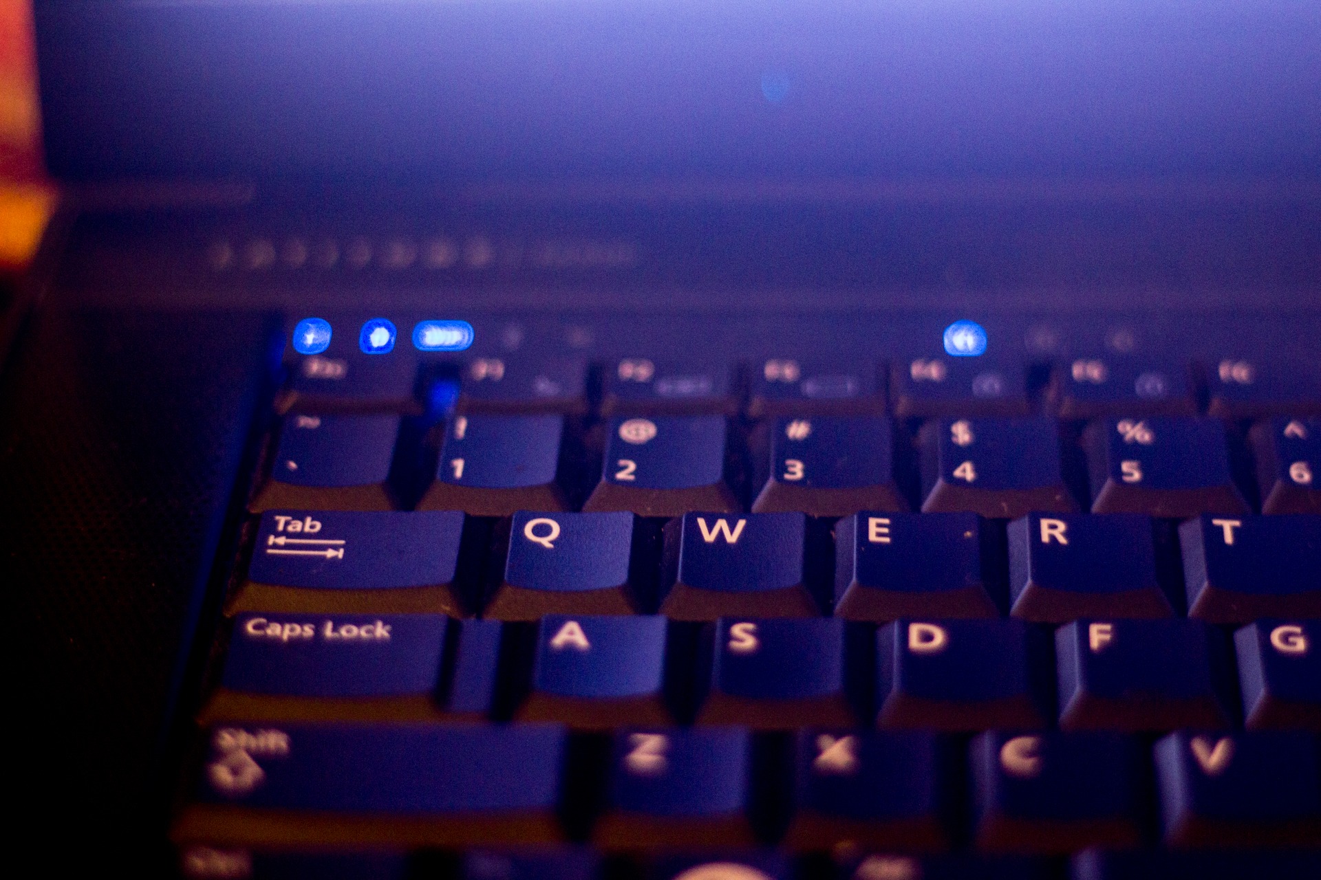 keyboard, computer equipment, computer, close-up, letter, push button, no people, computer keyboard, computing, typing, computer part, business, internet, HD Wallpaper
