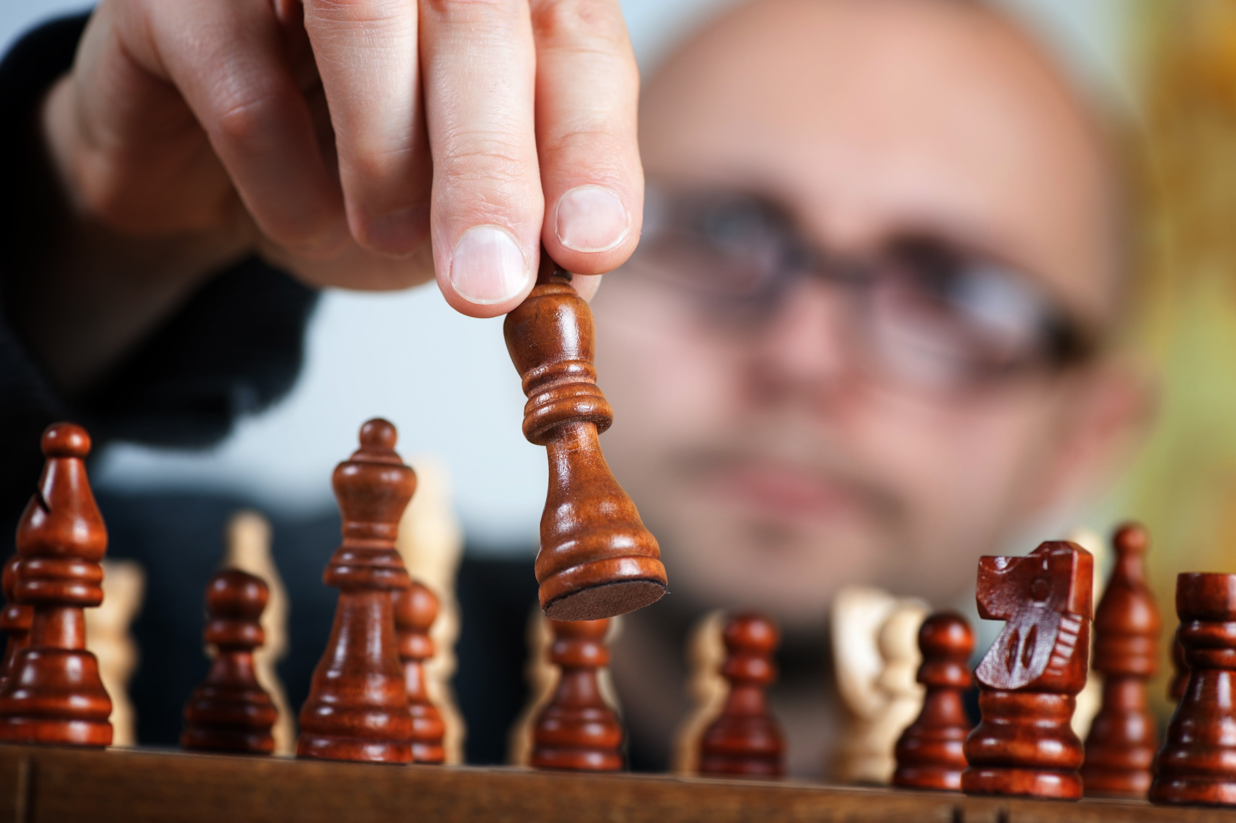 adult, male, strategy, win, finger, schedule, queen, holding, pawn, board game, knight - chess piece, checkerboard, the winner of the, champion, leisure activity, HD Wallpaper