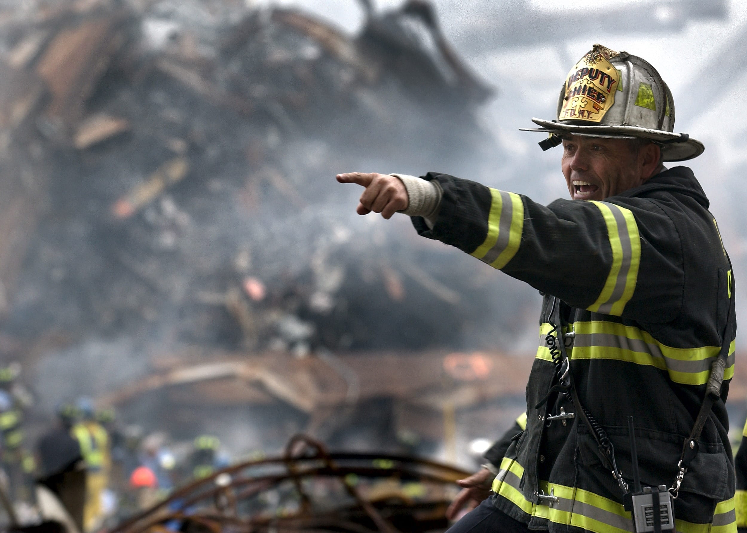 one person, safety, protective workwear, natural disaster, headwear, reflective clothing, responsibility, helmet, clothing, smoke - physical structure, HD Wallpaper
