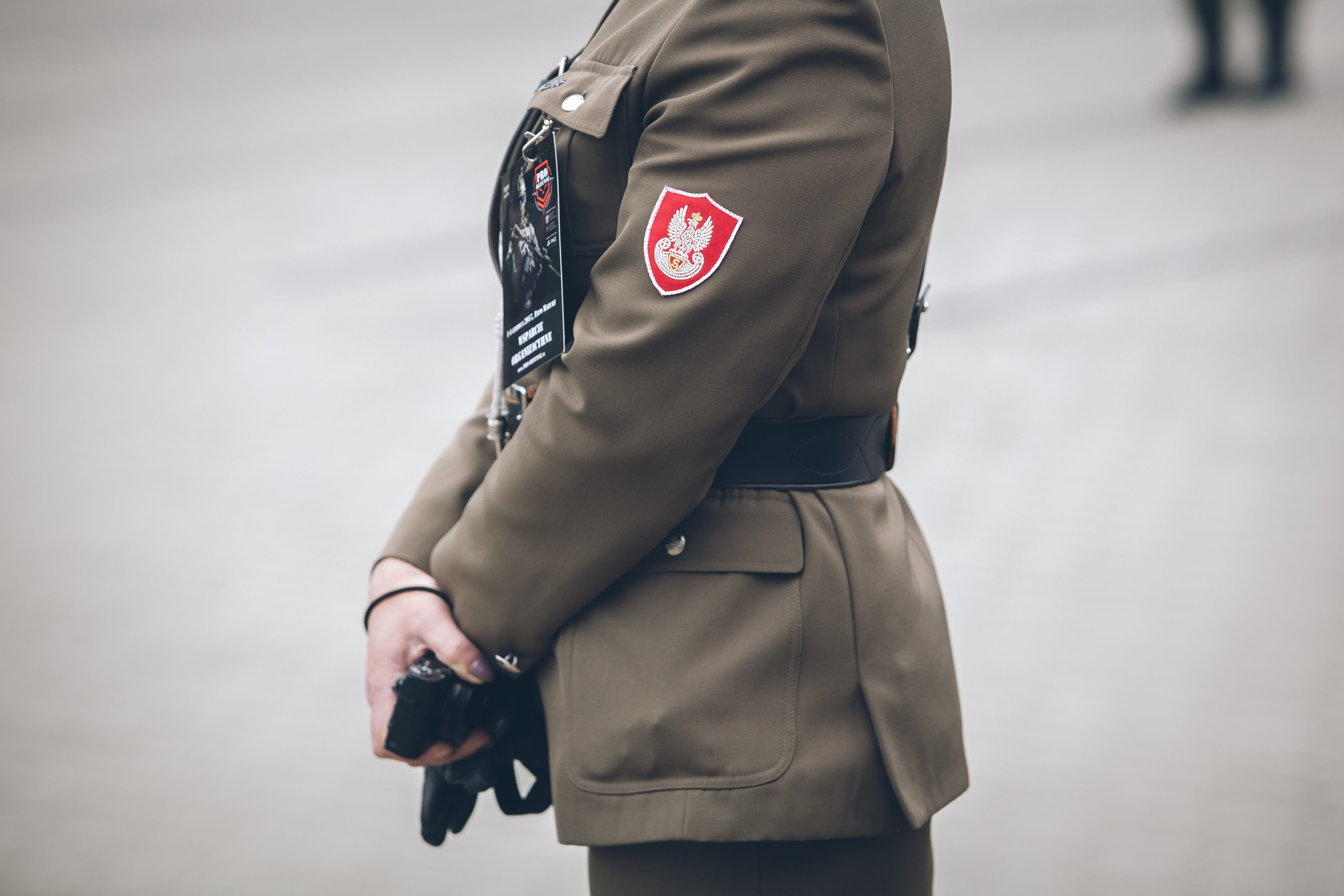fight, communication, soldier, men, holding, the military, human body part, militaria, clothing, government, defense, midsection, one person, young adult, HD Wallpaper