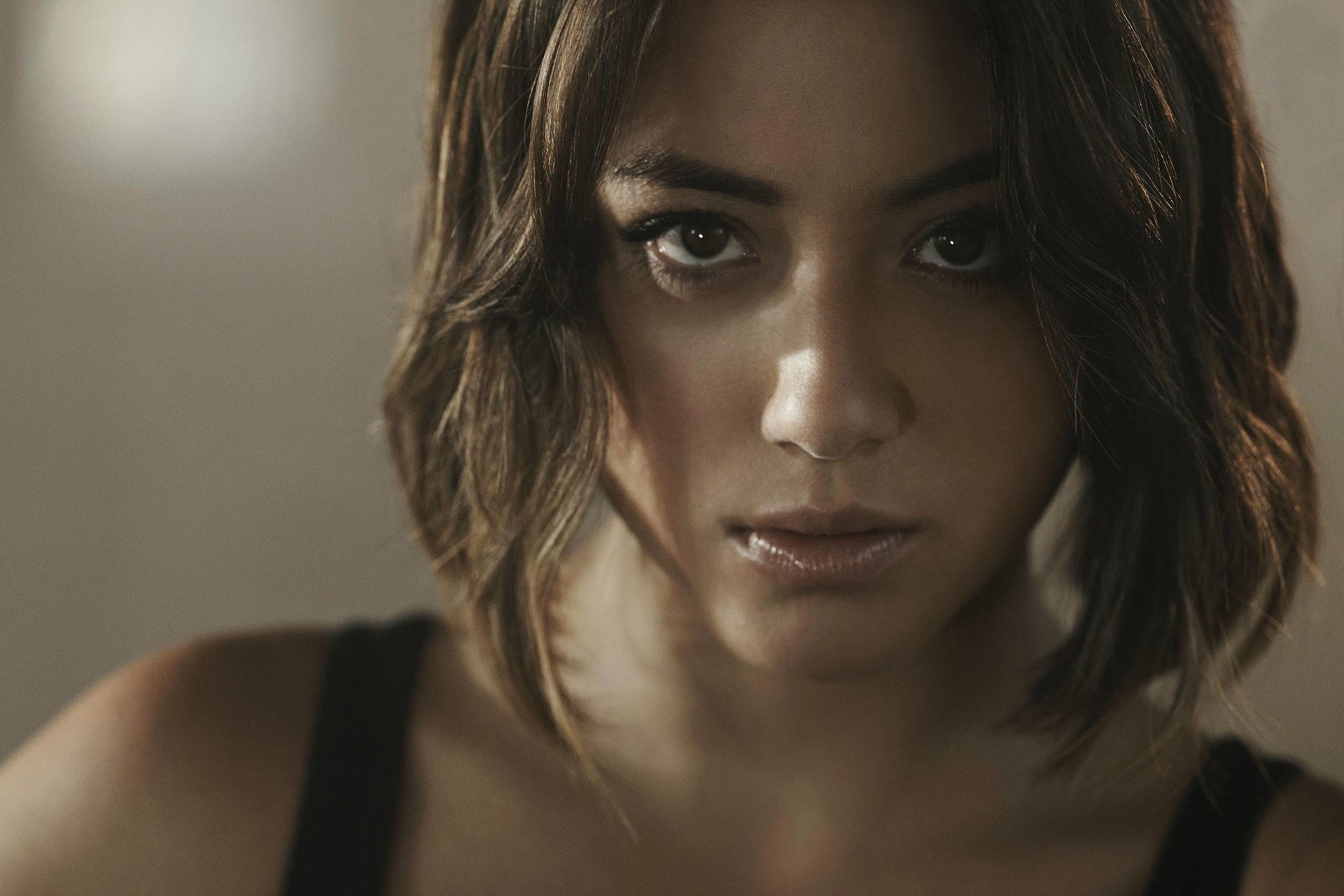 portrait, Daisy Johnson, indoors, Chloe Bennet, serious, one person, Face, Brunette, Brown Eyes, adult, young adult, hair, Marvels Agents of S.H.I.E.L.D., HD Wallpaper