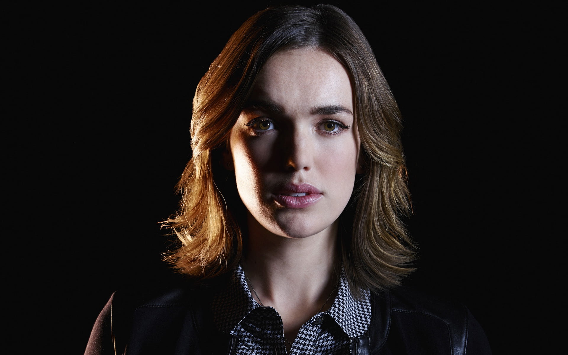 1080P, Jemma Simmons, Elizabeth Henstridge, Marvels Agents of S.H.I.E.L.D., TV Show, HD Wallpaper