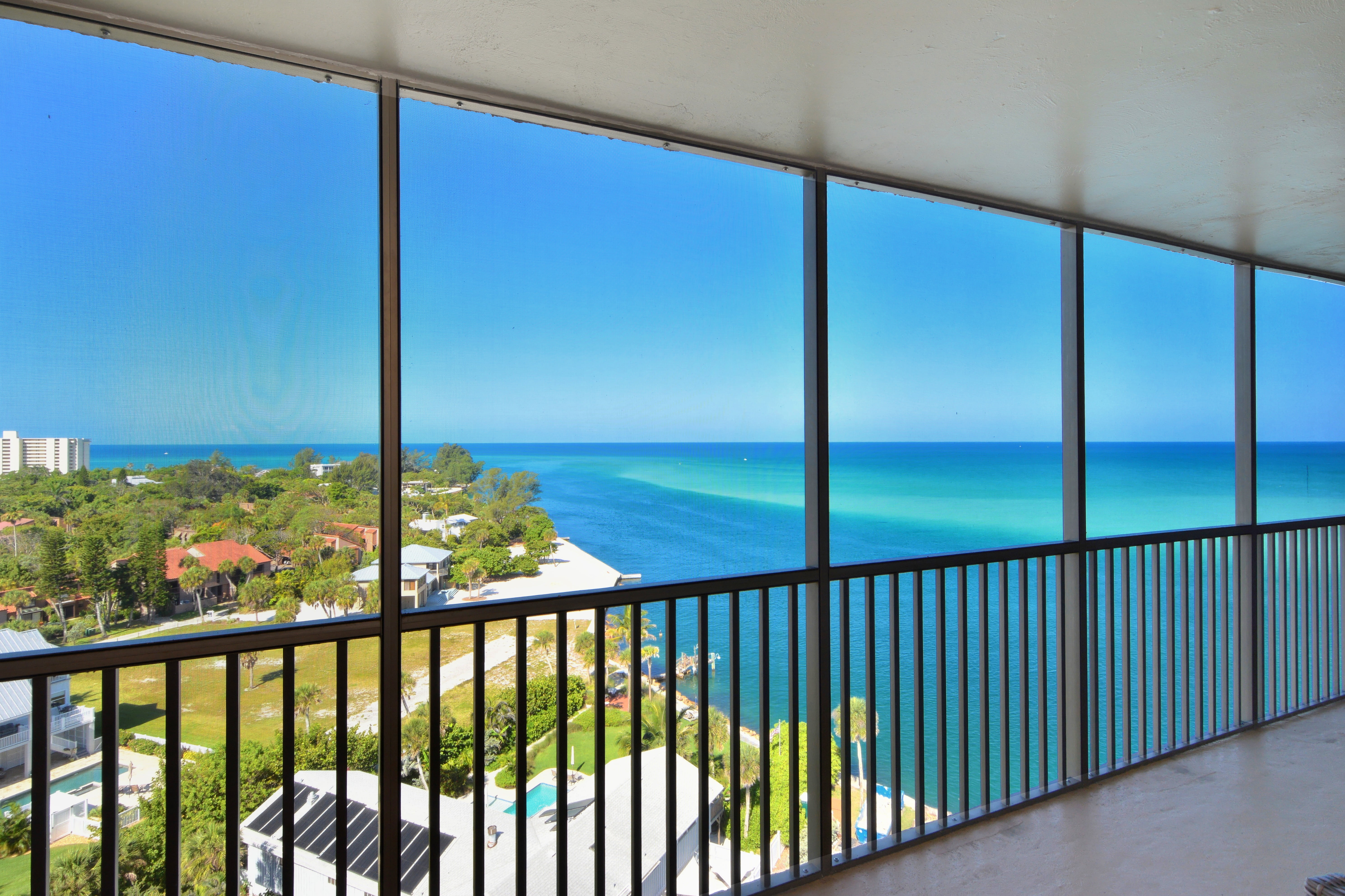 architecture, florida, scenics - nature, sea, gulf, horizon, sunny, beauty in nature, sand, balcony, horizon over water, sun, railing, beach, tourism, island, HD Wallpaper