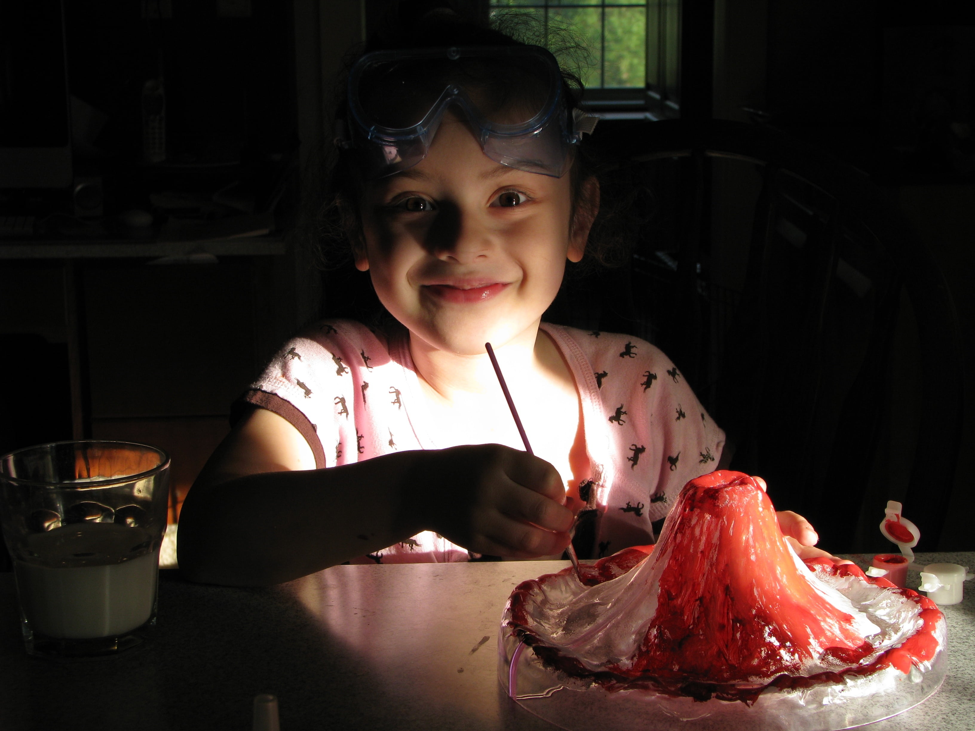 food and drink, table, chemist, females, temptation, food, 2K, girls, sweet, education, intelligence, experiment, real people, birthday candles, portrait, HD Wallpaper