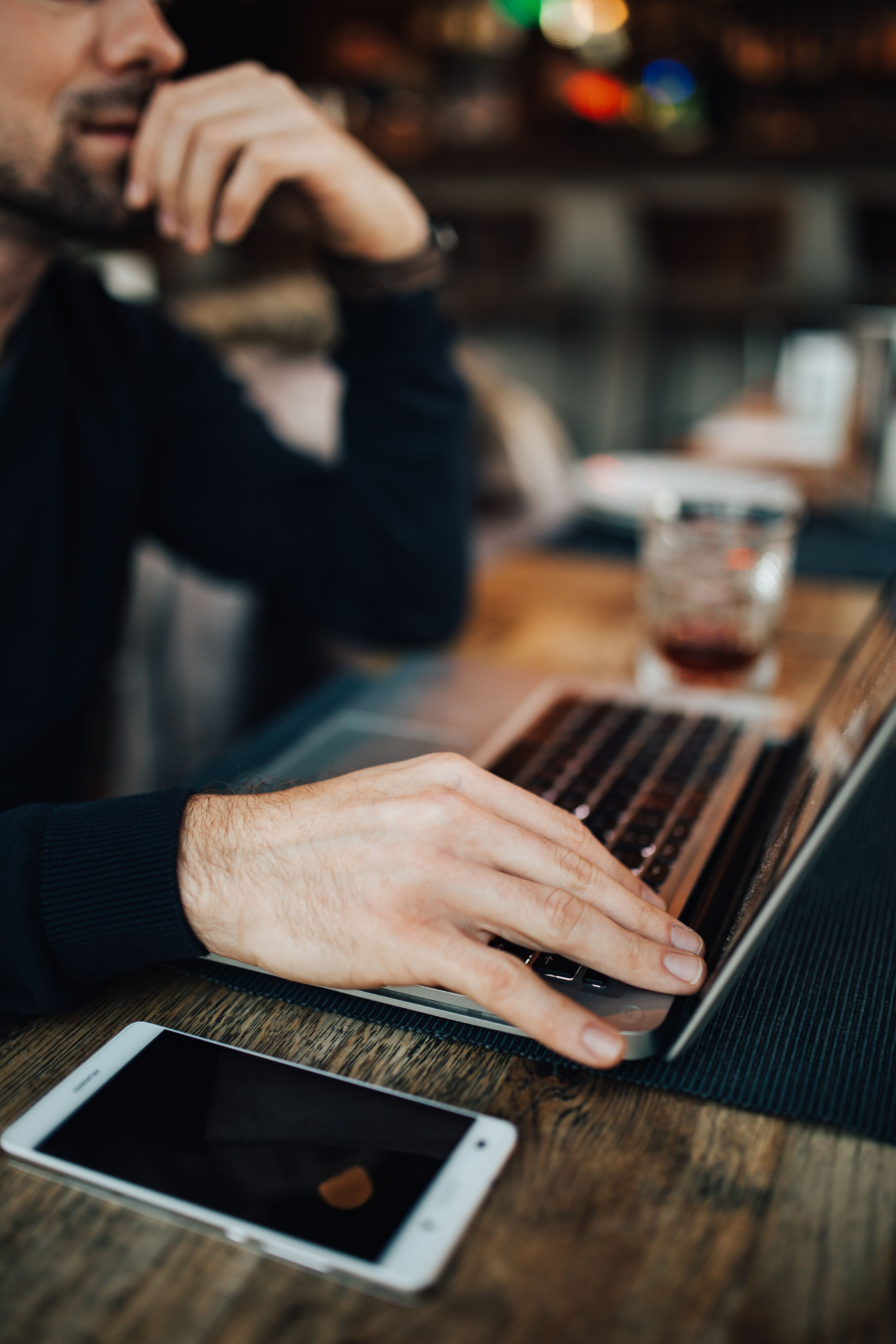 people, selective focus, Cafe, young, businessman, handsome, real people, architect, Entrepreneur, lifestyles, portable information device, internet, laptop, Phone HD Wallpaper
