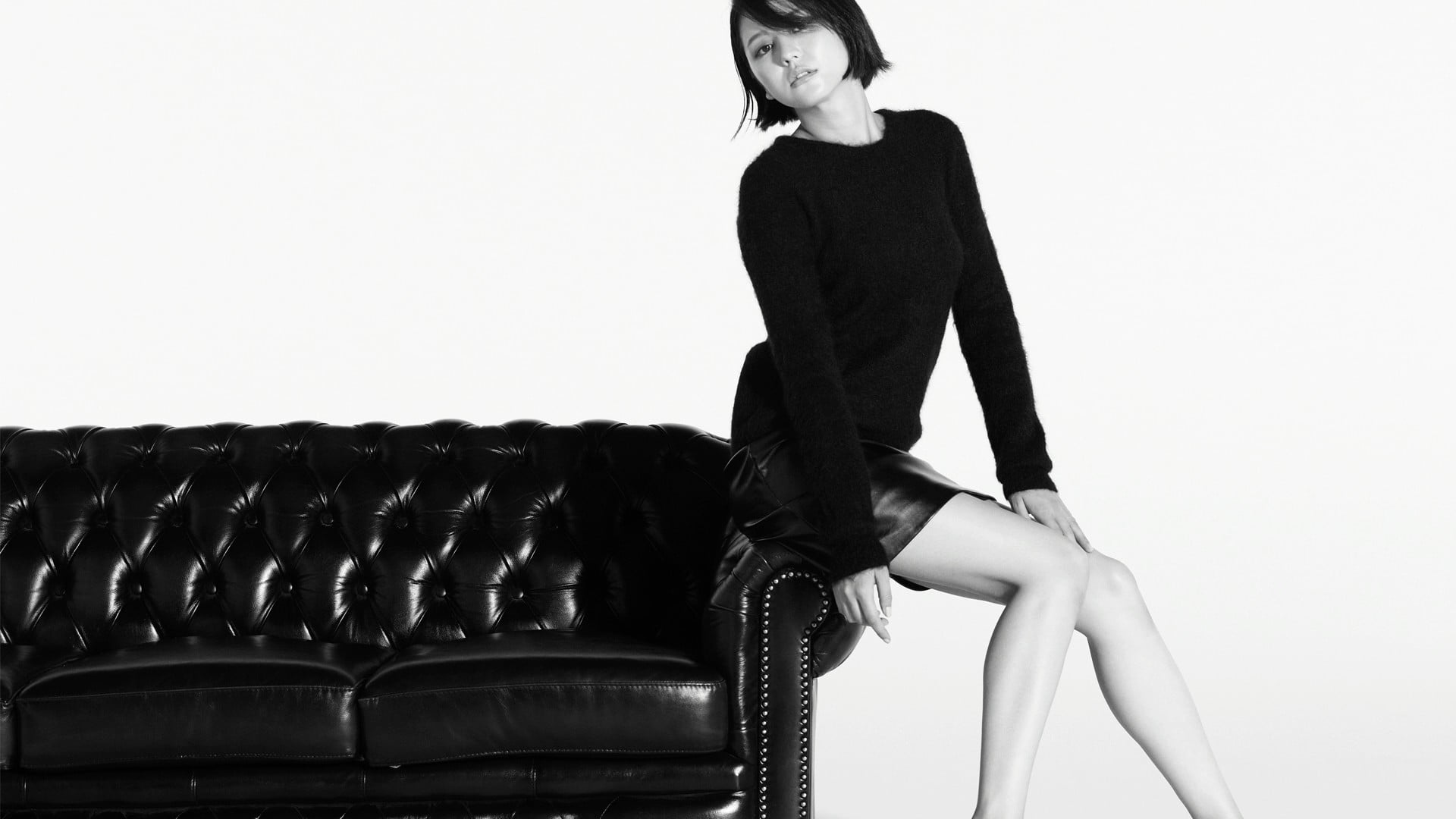 fashion, young women, young adult, black clothing, luxury, indoors, women, high society, adult, studio shot, Masami Nagasawa, dress, black color, glamour, HD Wallpaper